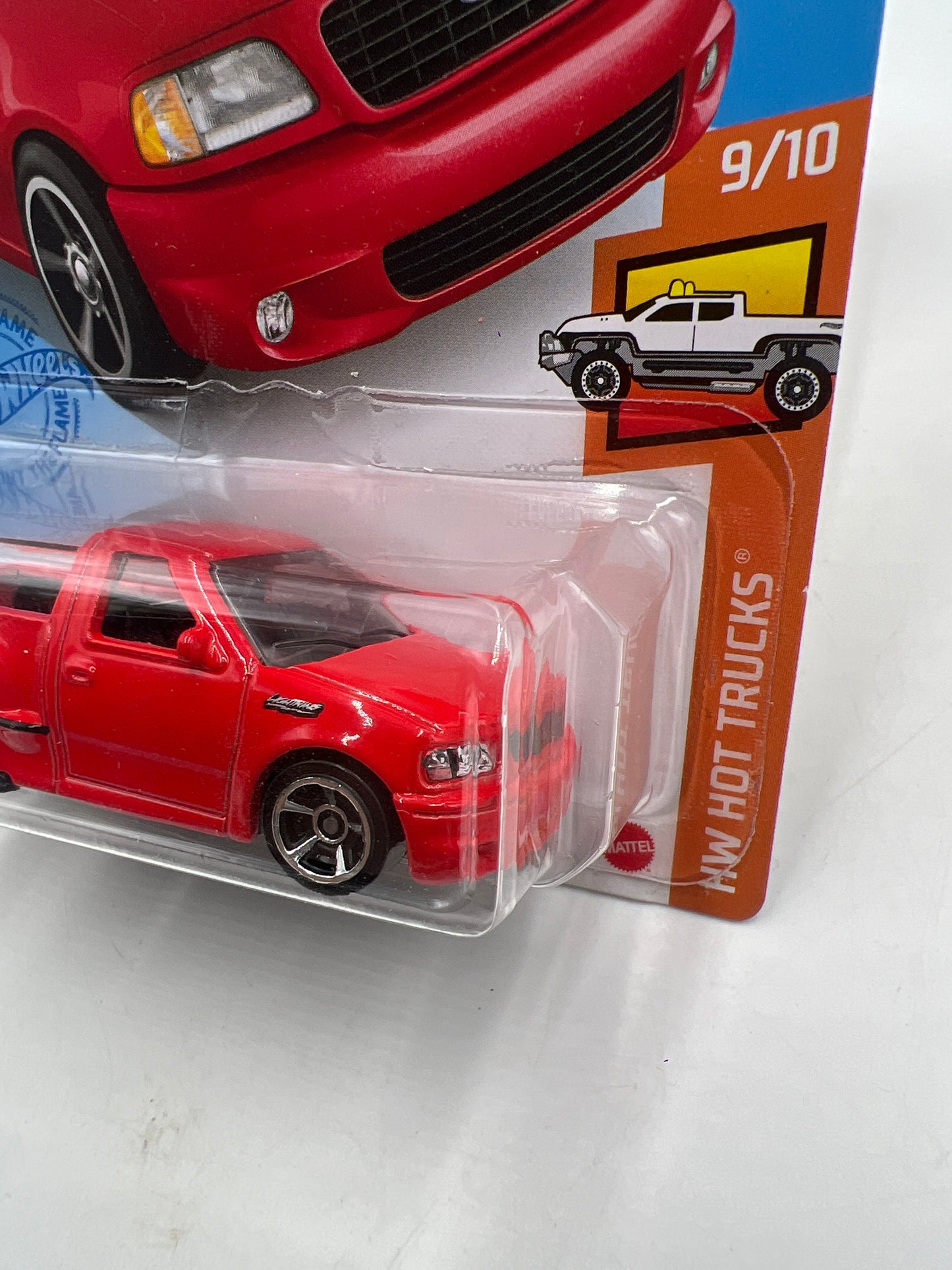 2021 HW Hot Trucks #237 99 Ford F150 SVT Lightning Red 24A