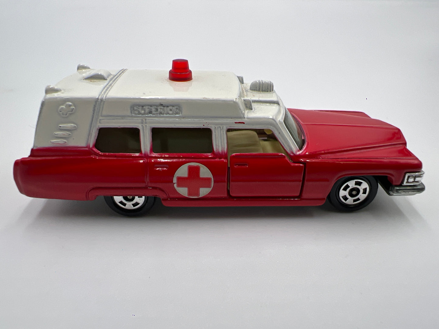 Tomica 1/64 No. F2 S=1/77 Made in Japan Cadillac Ambulance Red Loose