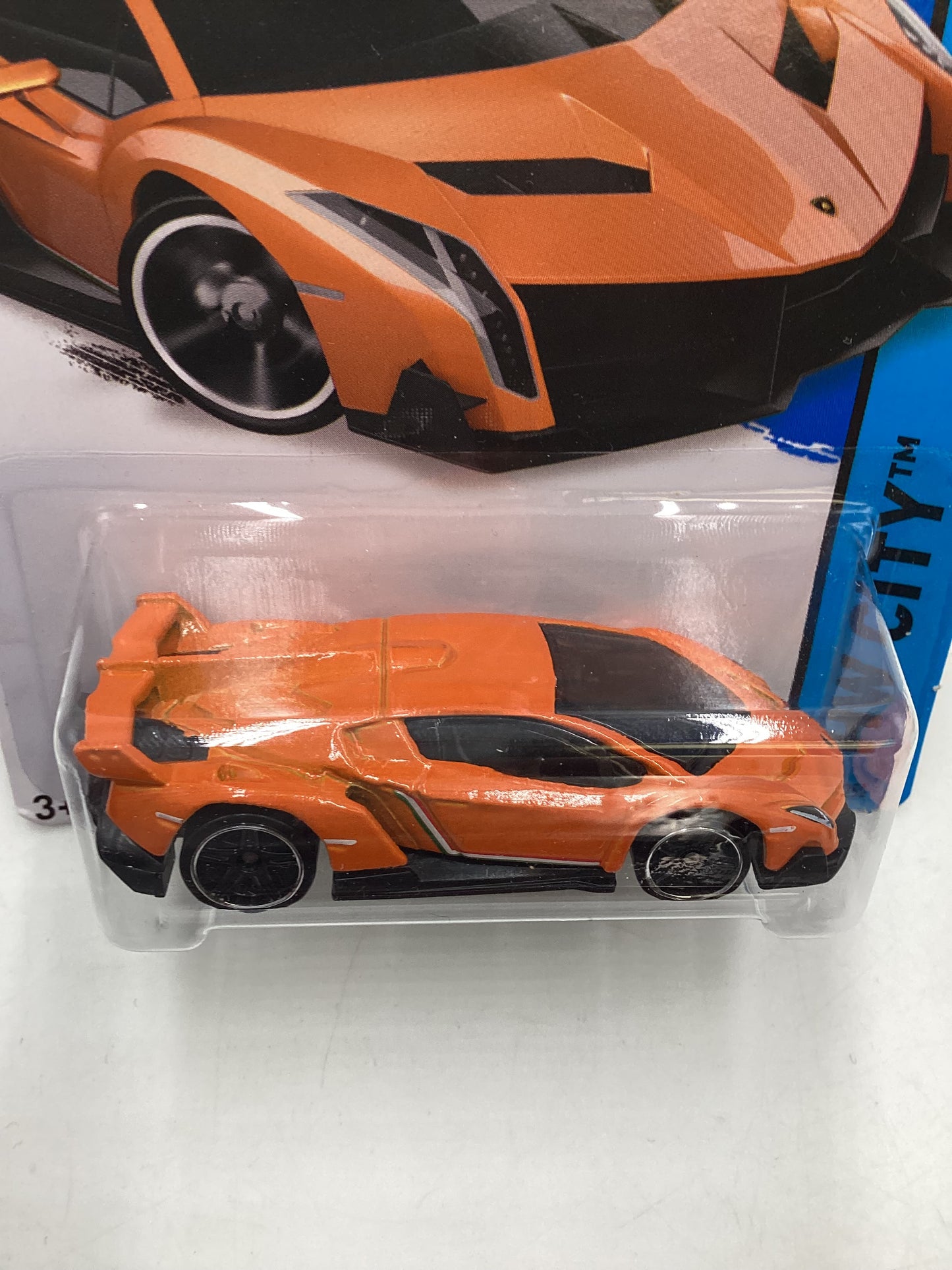 2014 Hot Wheels #37 Lamborghini Veneno Orange 101B