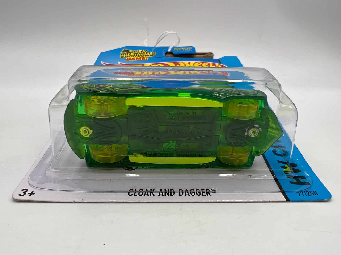 2014 Hot Wheels City Treasure Hunt #77 Cloak And Dagger Green 276H