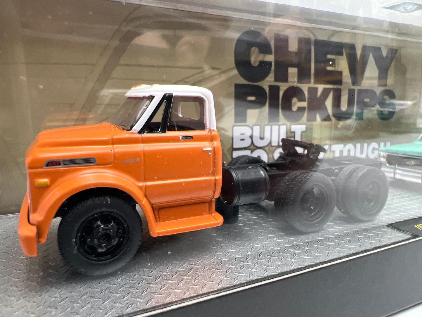 M2 Machines Haulers R96 1970 Chevrolet C60 Truck & 1974 Cheyenne Super 30