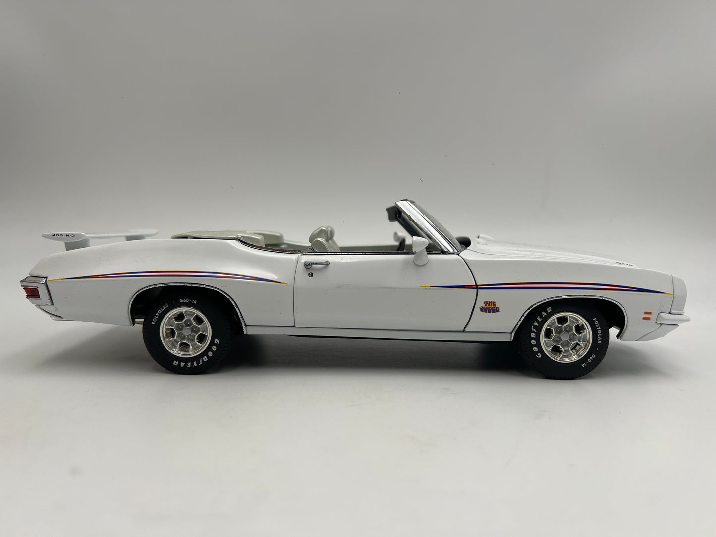 GMP 1/18 Scale 1/2496 1971 Pontiac GTO Judge White W/Box