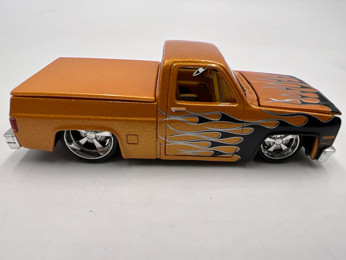 Maisto G Ridez 1987 Chevy 1500 Orange Loose