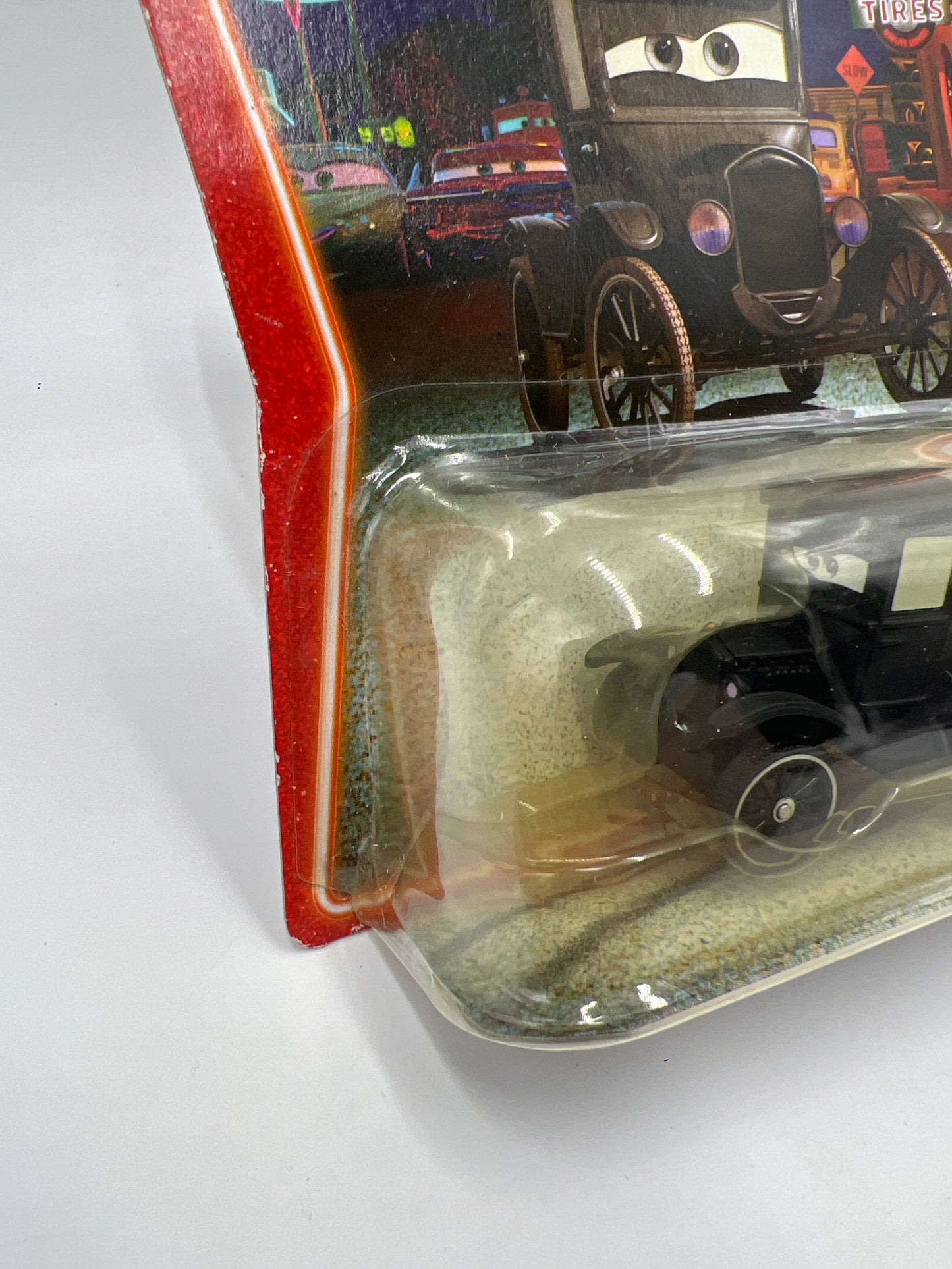 Disney Pixar Cars Supercharged Lizzie 137E