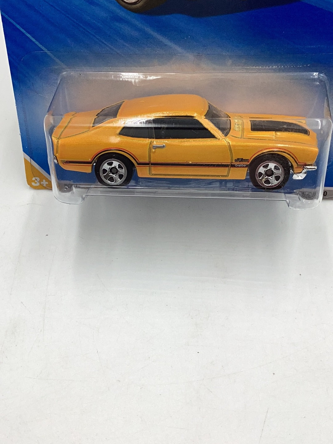 2010 Hot Wheels new models #33 71 Maverick Grabber yellow 28F