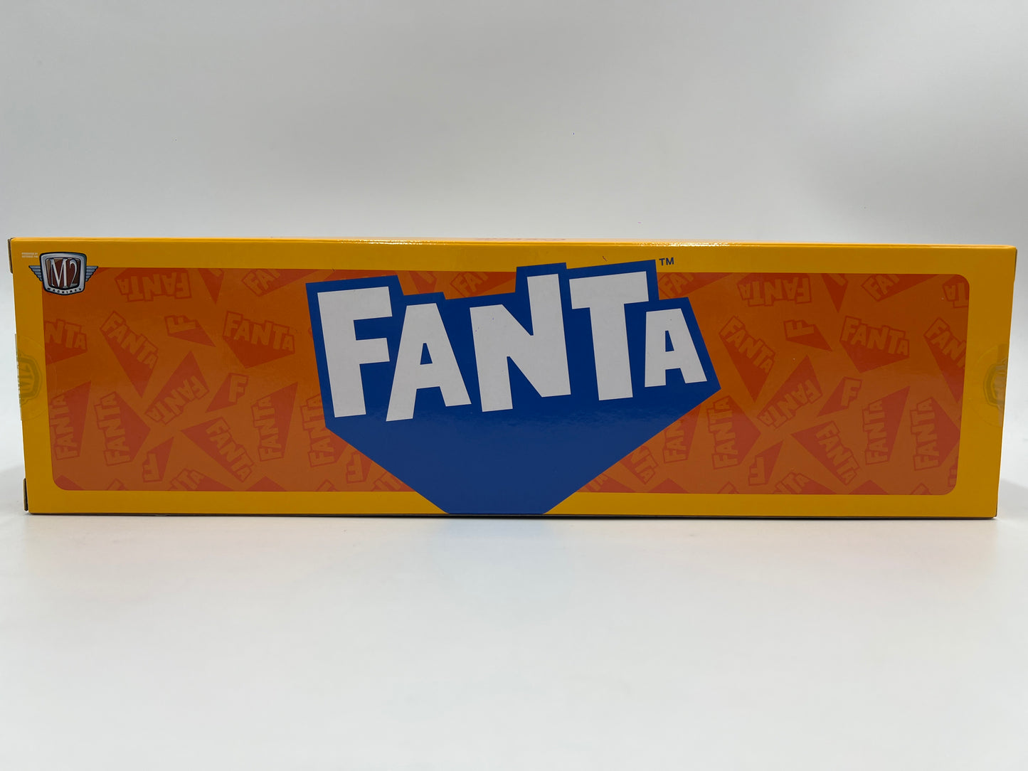 2025 M2 Machines Auto Haulers CHASE Fanta 1970 Ford C-950 & 1970 Ford Mustang Custom TW37