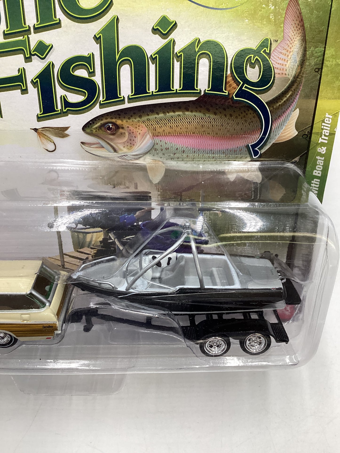 Johnny Lightning 2017 Series 2 Version A Gone Fishing 1973 Chevy Caprice W/ Boat & Trailer 191G