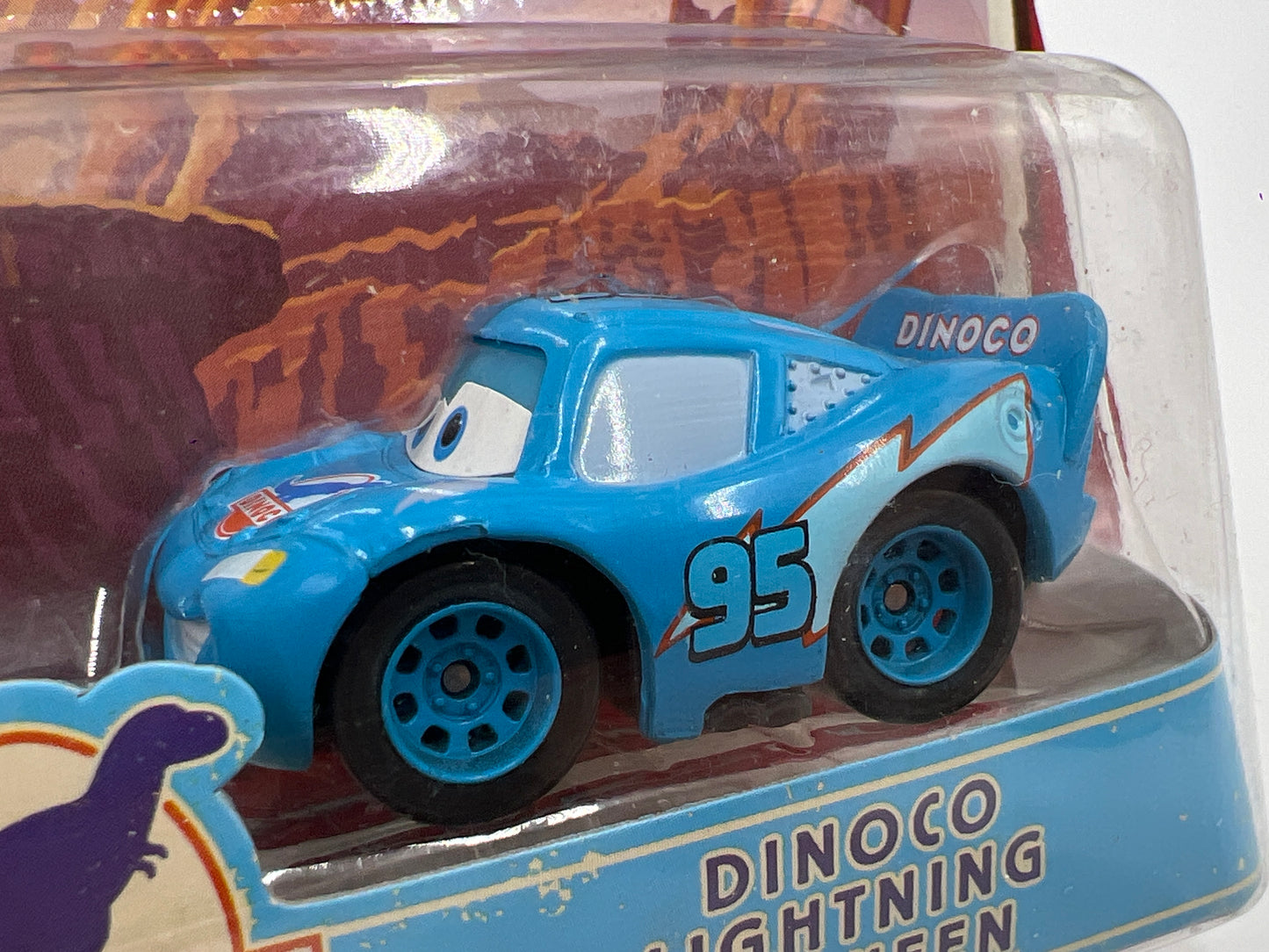 Disney Pixar The World Of Cars 2 Pack Mini Adventures Dinoco Dream Dinoco Chick Hicks & Lightning McQueen 142B