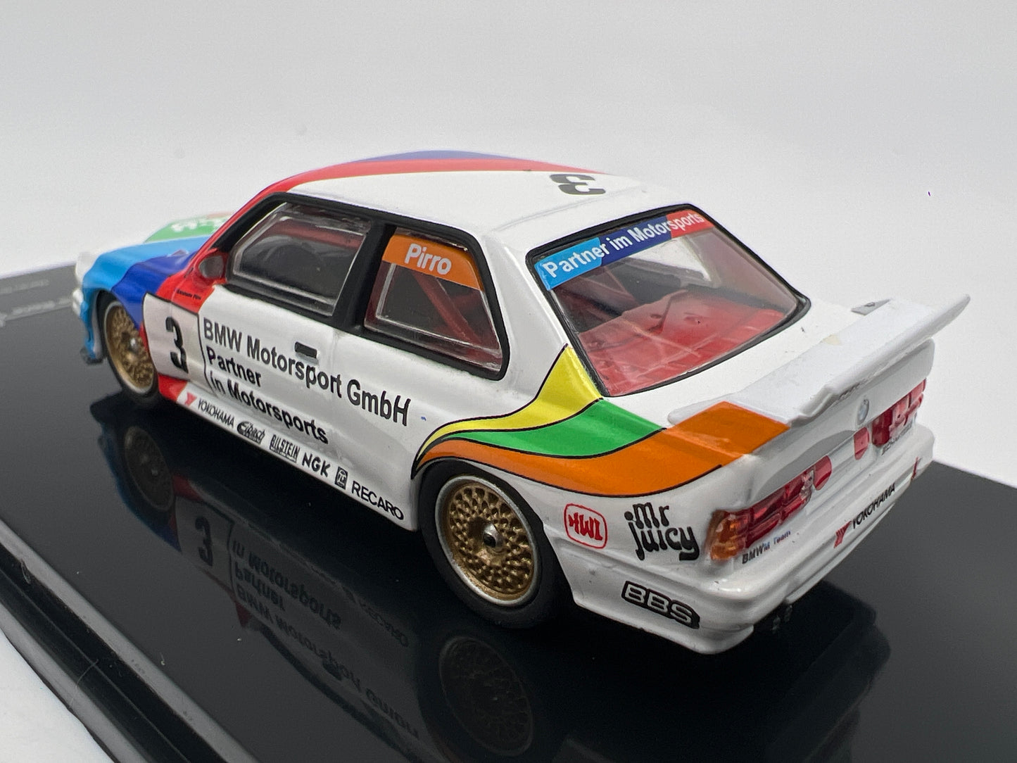 Tarmac Works x Hobby64 BMW M3 E30 2nd Place Macau Guia Race 1990