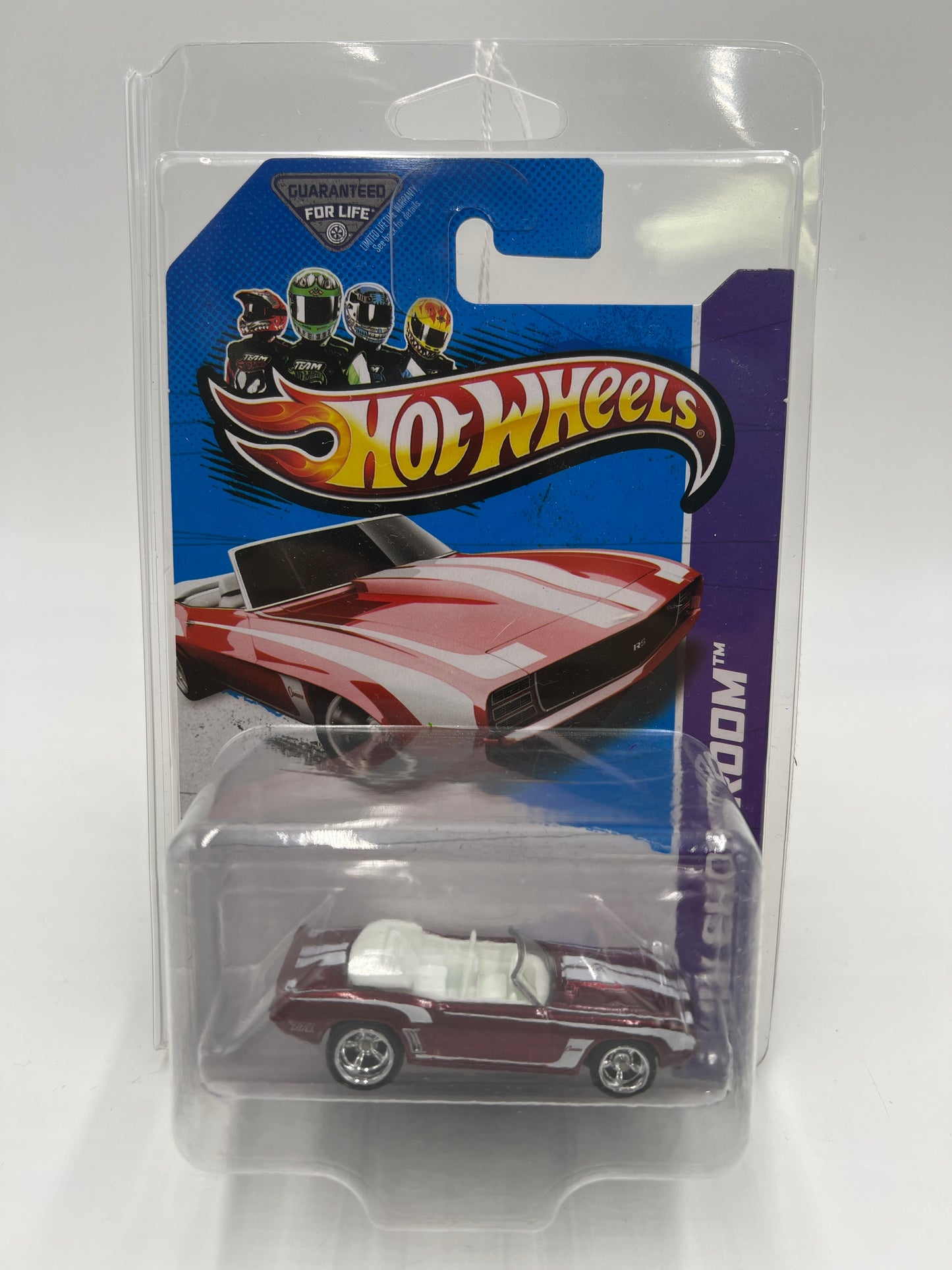 2013 Hot Wheels Super Treasure Hunt #197 69 Camaro Red W/ Protector