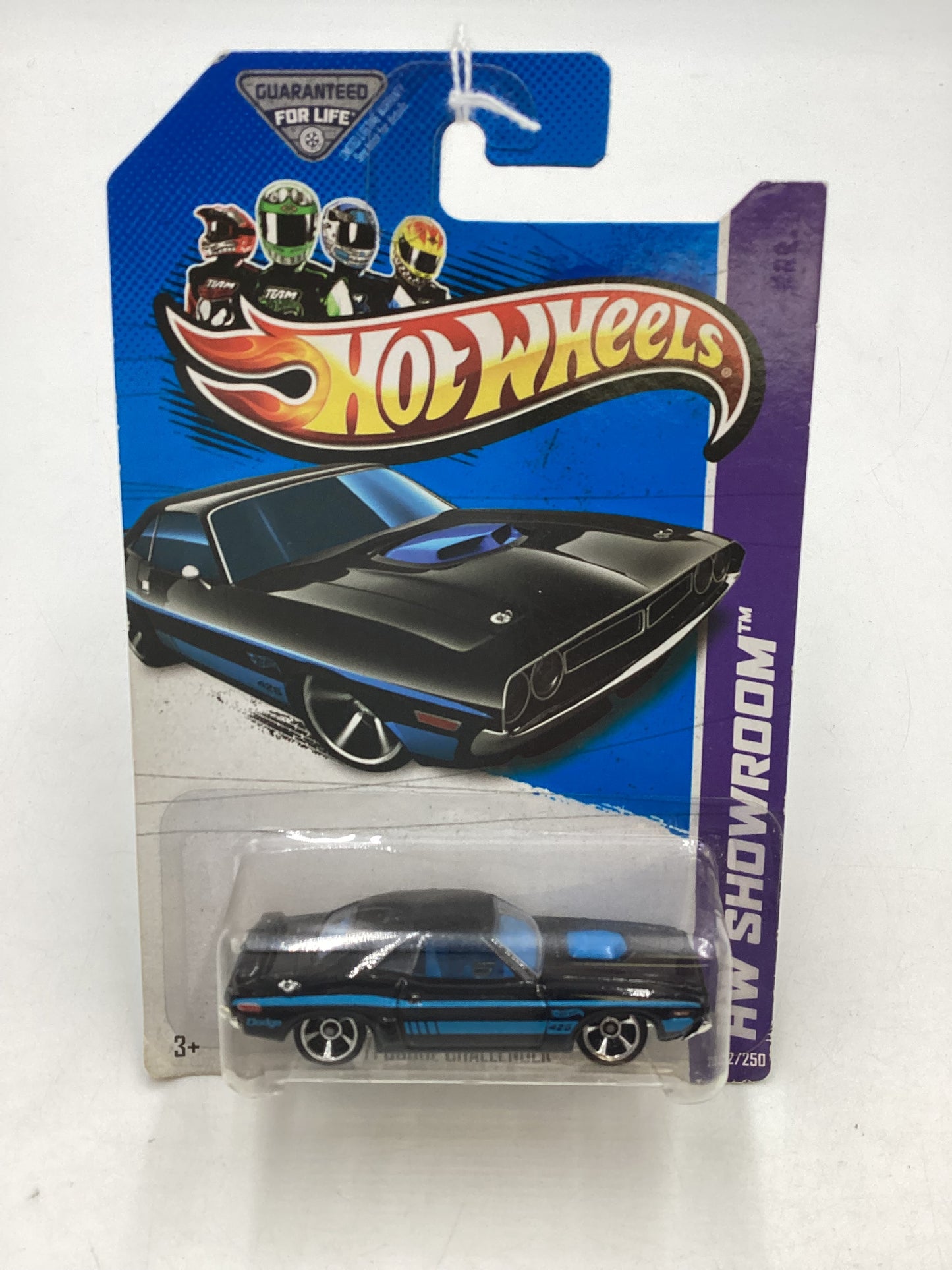 2013 Hot Wheels #222 71 Dodge Challenger Black 39D