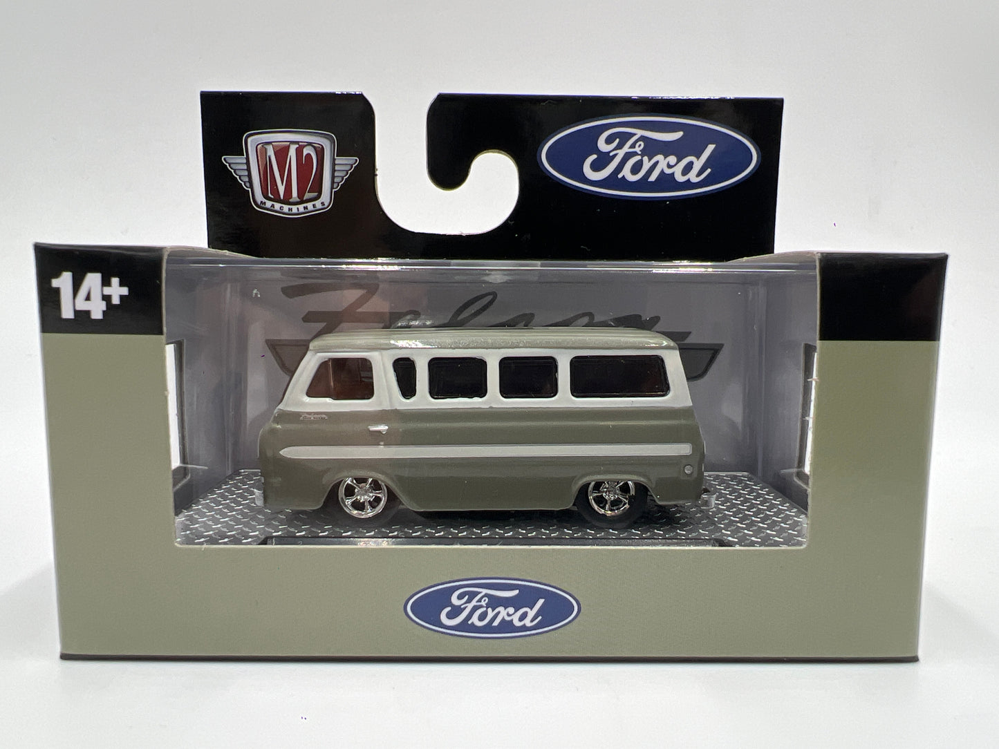 M2 Machines Detroit Muscle 1965 Ford Falcon Club Wagon Green R85