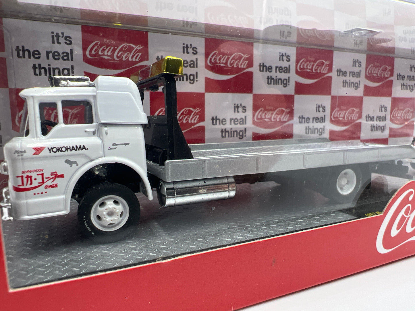 M2 Machines Auto Haulers Coca Cola 1957 Mack Model N & 1978 Datsun Truck TW02
