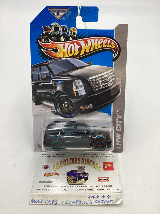 2013 Hot Wheels #6 07 Cadillac Escalade Black