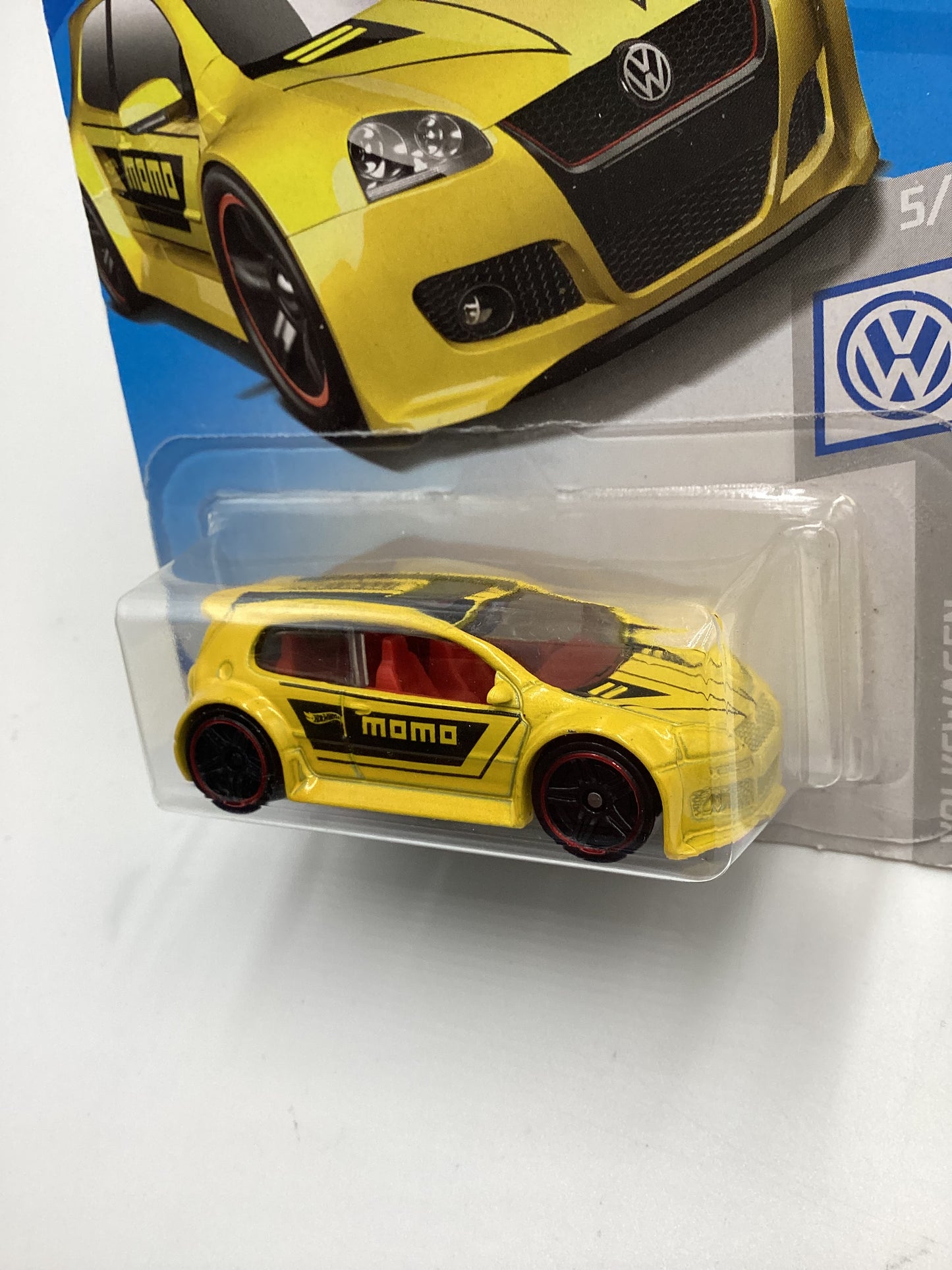 2019 Hot Wheels #19 Volkswagen Golf GTI Yellow Momo 96B