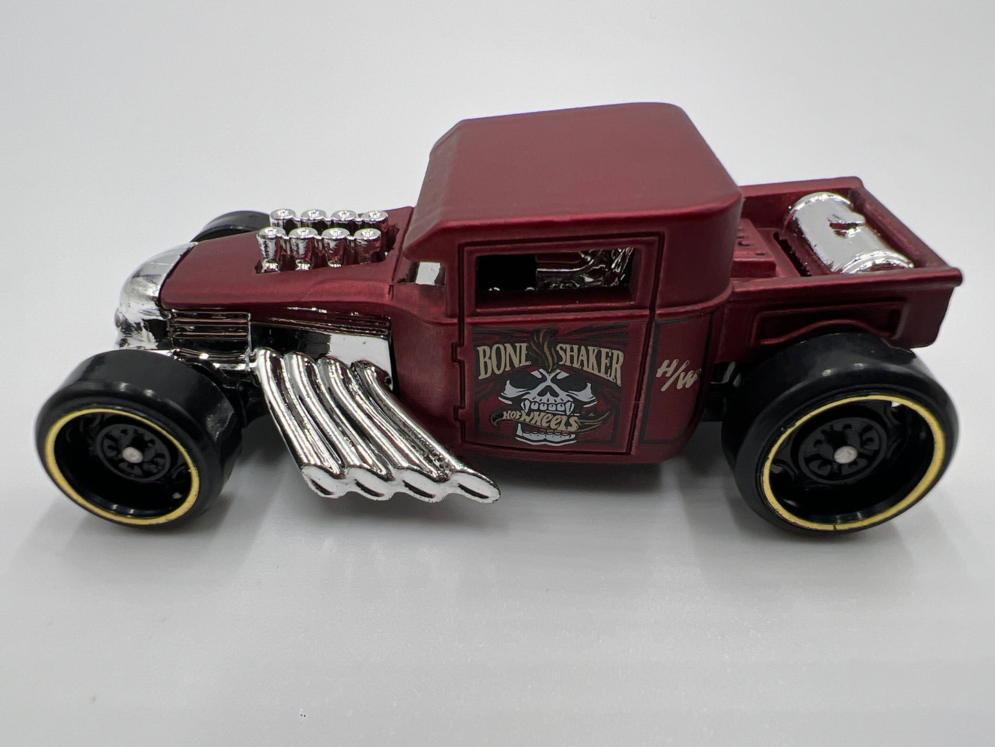 Hot Wheels 1/64 Bone Shaker Dark Satin Red Loose