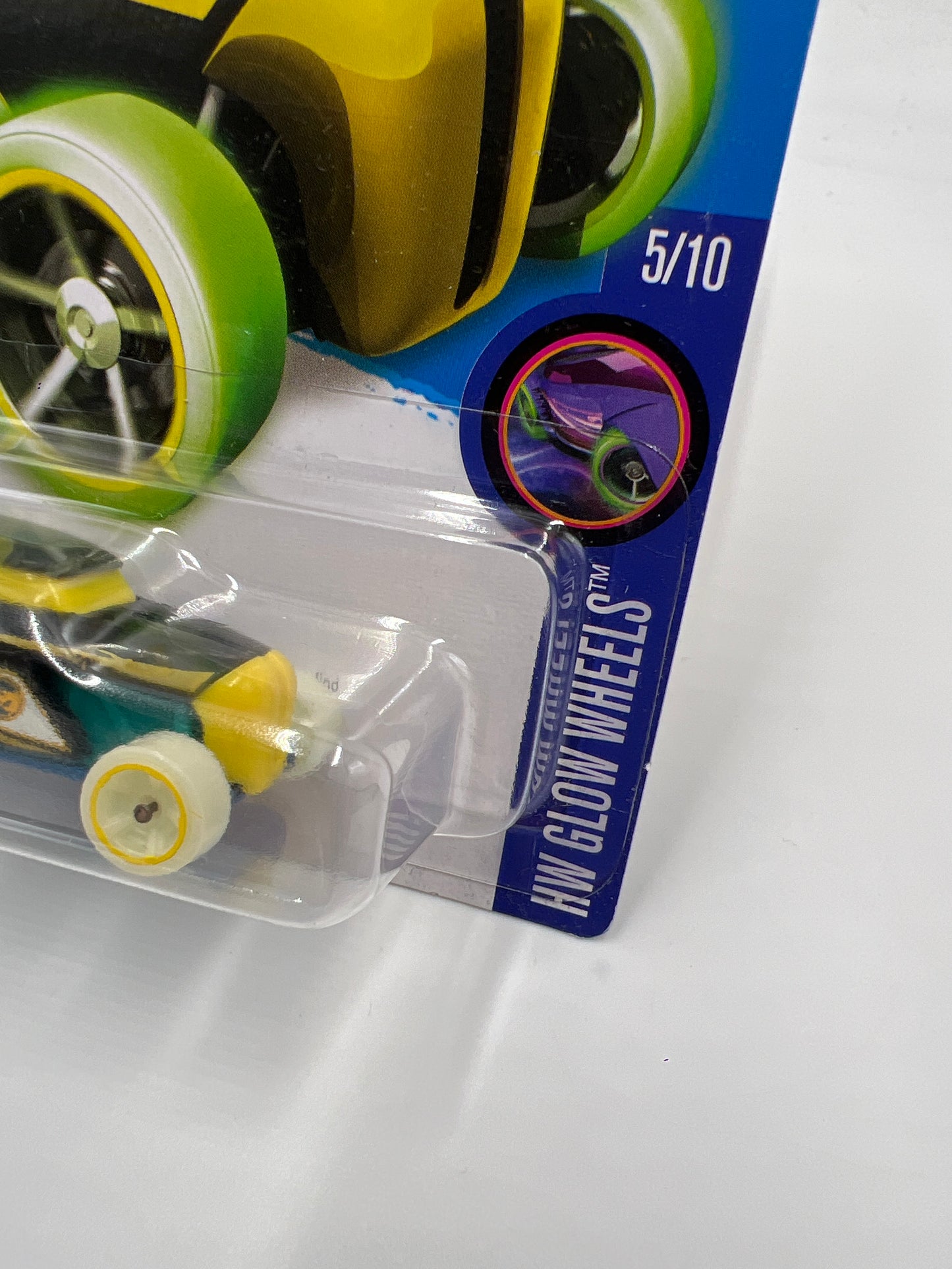 2016 Hot Wheels Glow Wheels Treasure Hunt #50 Rip Rod 274H