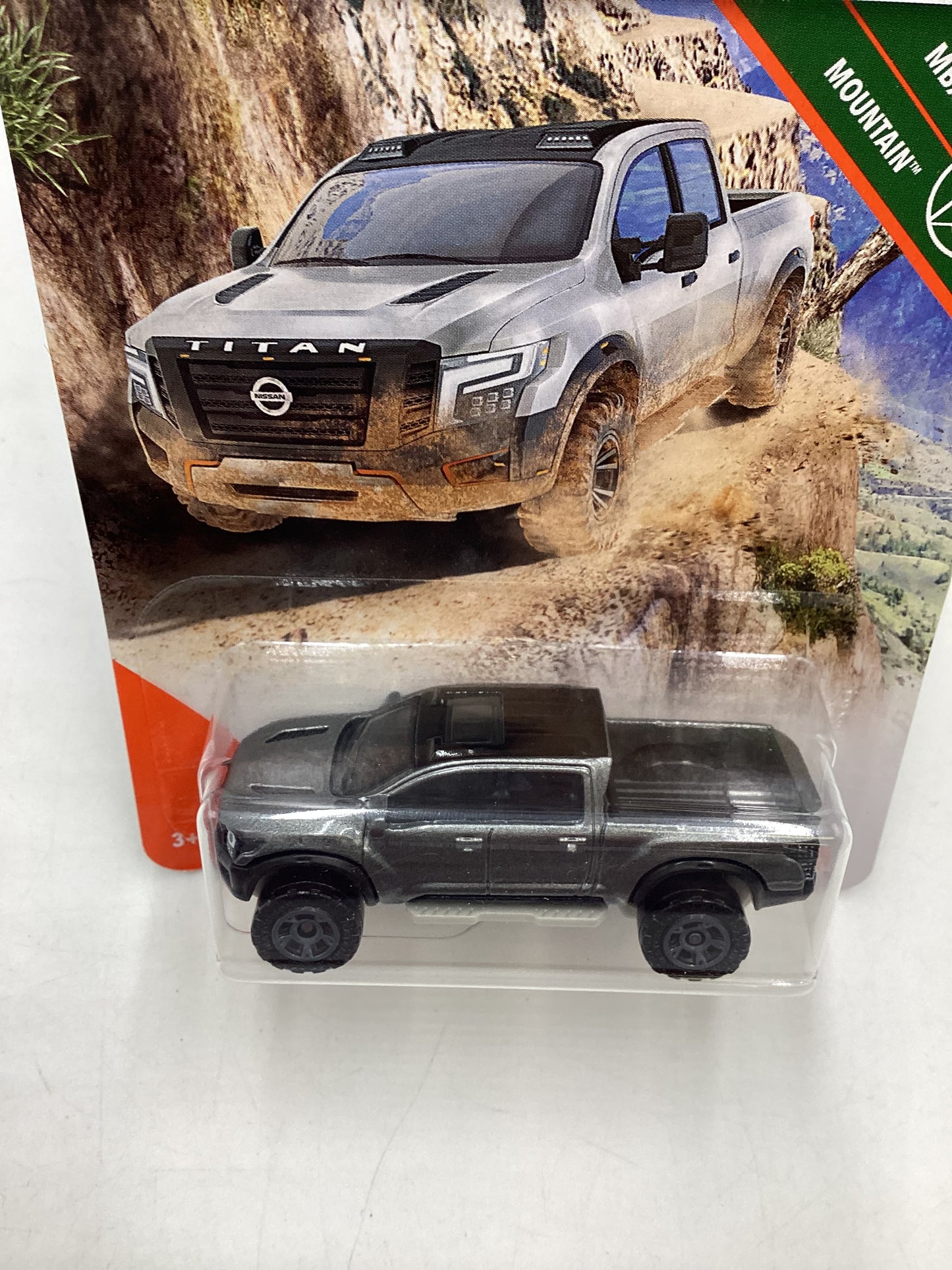 Matchbox MBX Mountain #76 2016 Nissan Titan Warrior Concept Gray