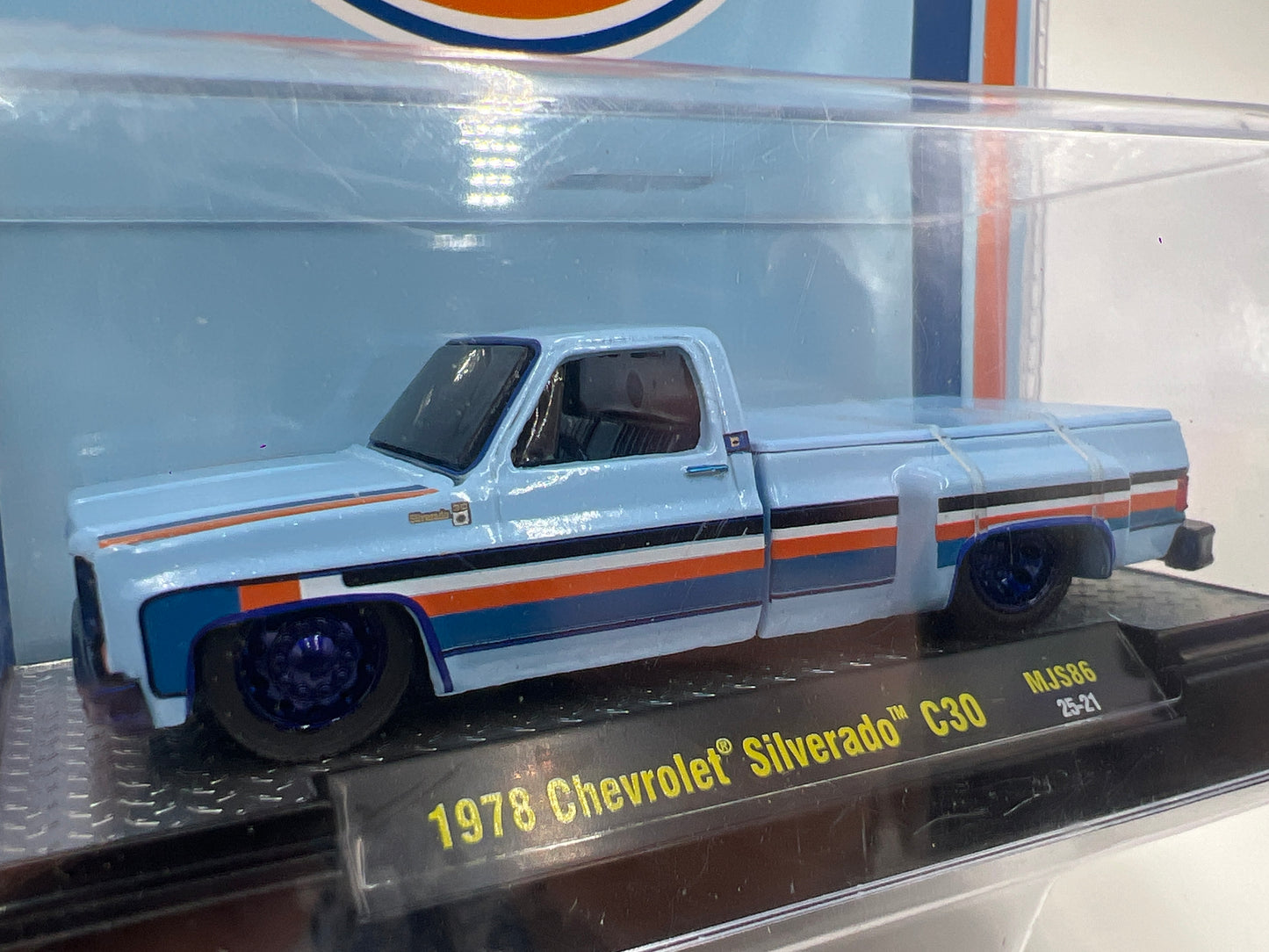 2025 M2 Machines MJS86 Mijo Exclusives Gulf CHASE 1978 Chevrolet Silverado C30