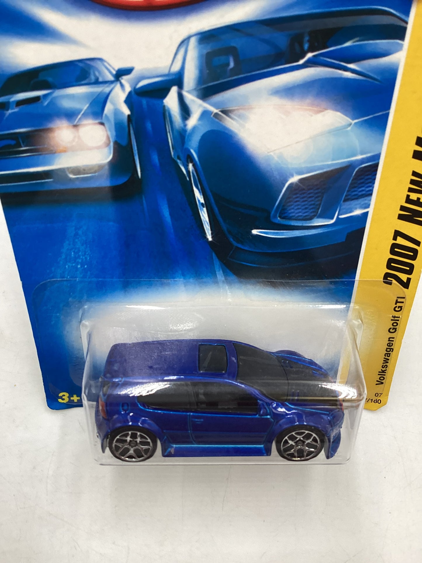 2007 Hot Wheels #027 Volkswagen Golf GTI Blue 99B