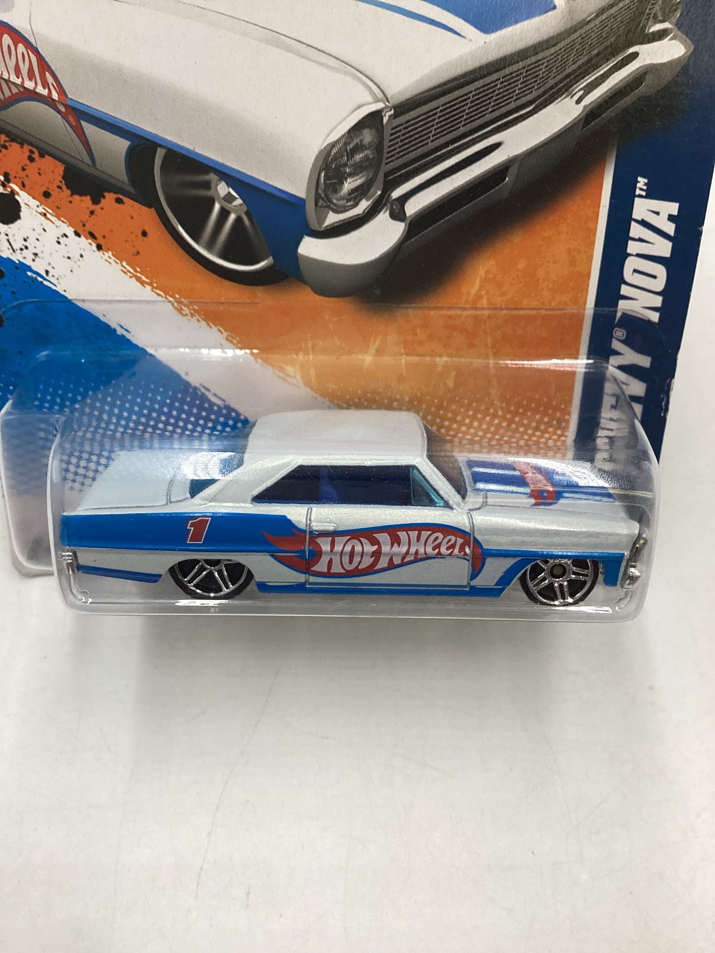 2011 Hot Wheels #154 66 Chevy Nova White