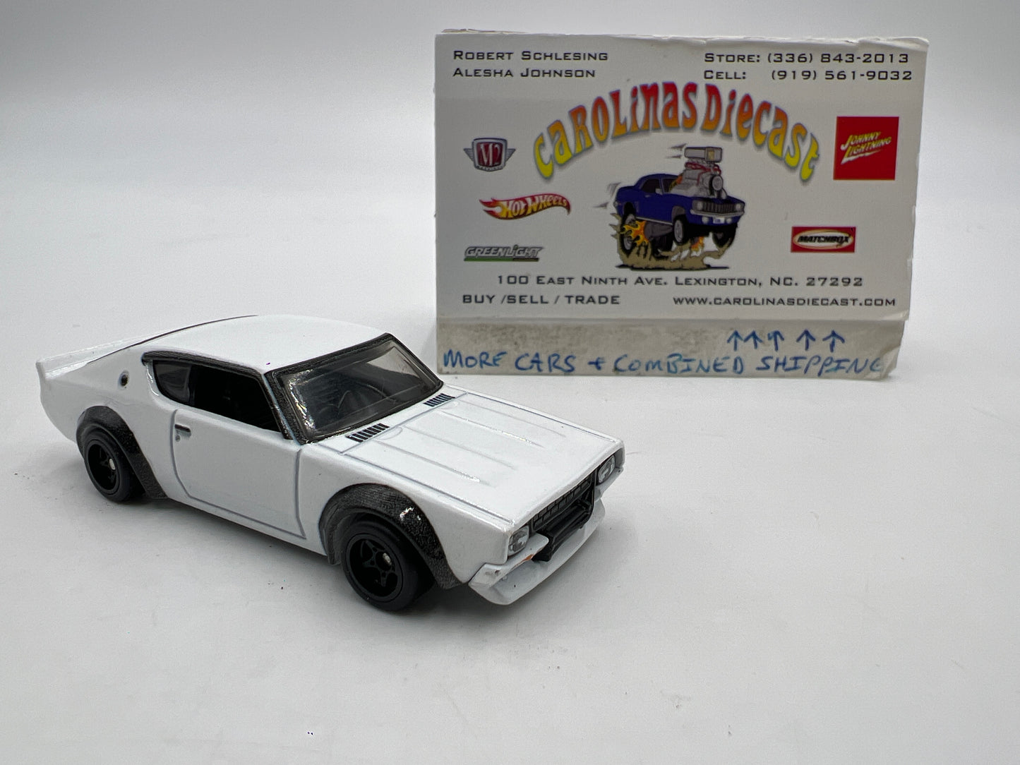 Hot Wheels Diorama Premium Nissan Skyline 2000GT-R LBWK White Loose