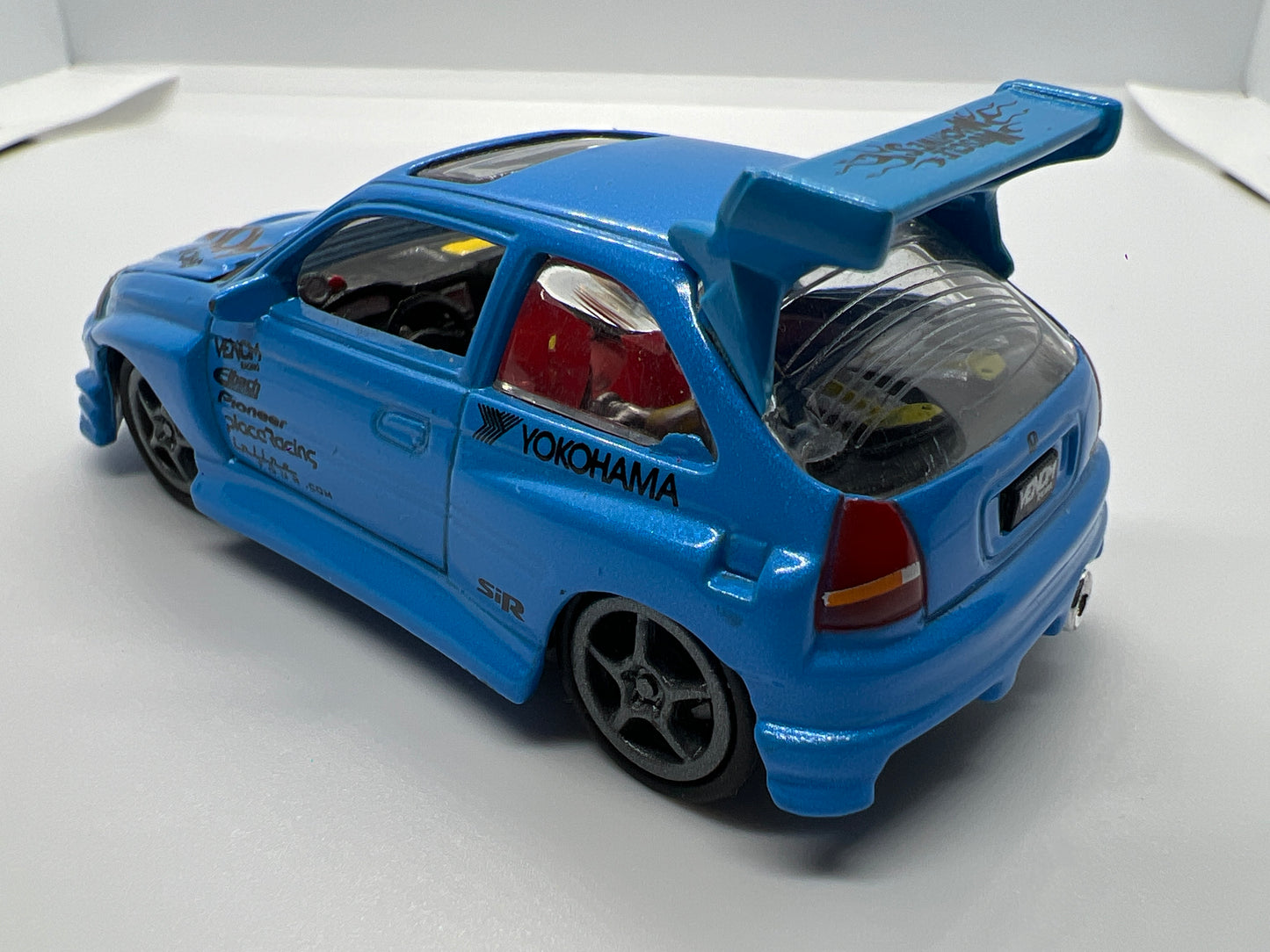 Muscle Machines 1/64 Import Tuners 2000 Honda Civic HB Venom Racing Blue Loose
