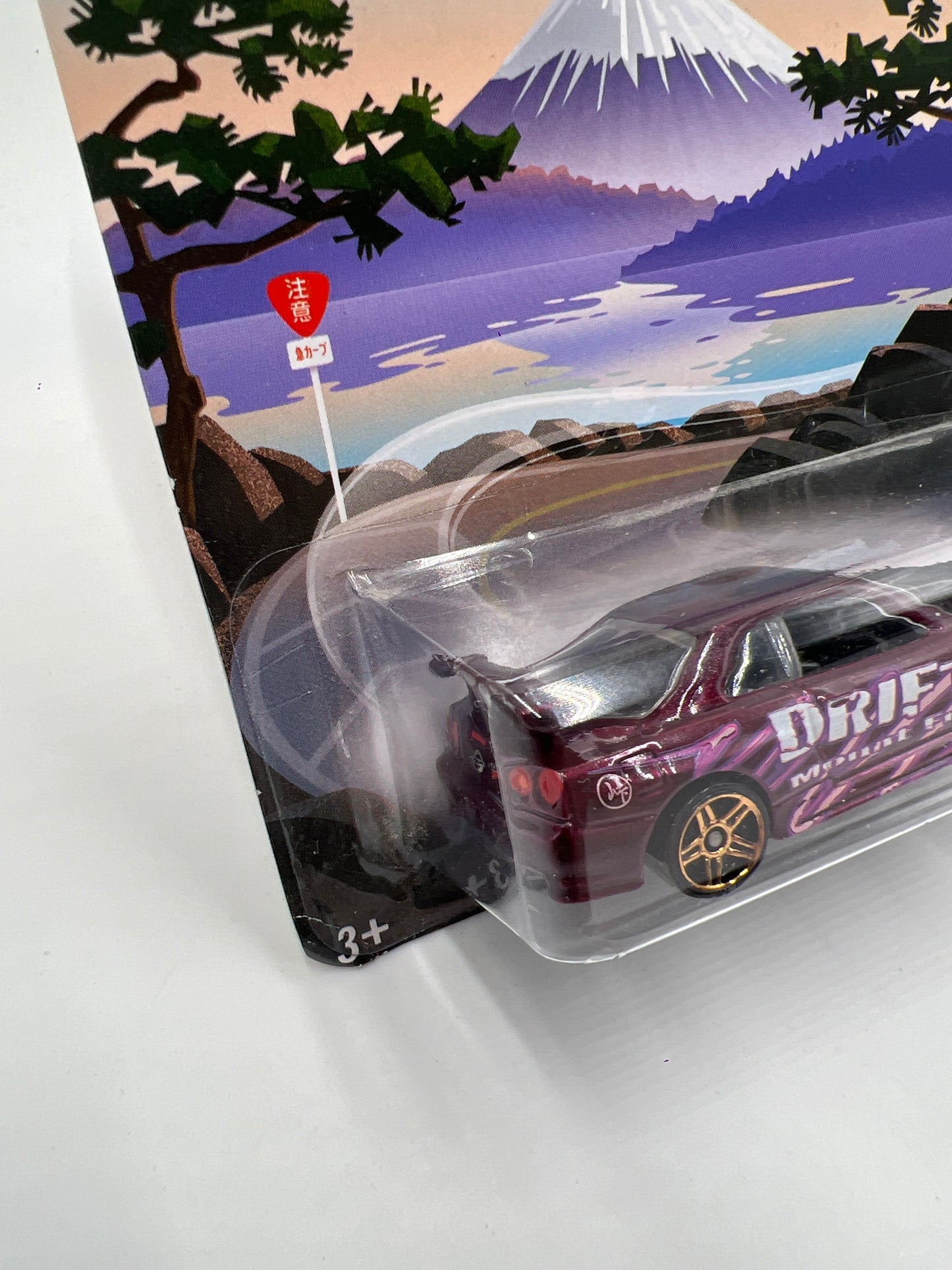 Hot Wheels HW Road Trippin #9 Nissan Skyline GT-R R34 W/Protector