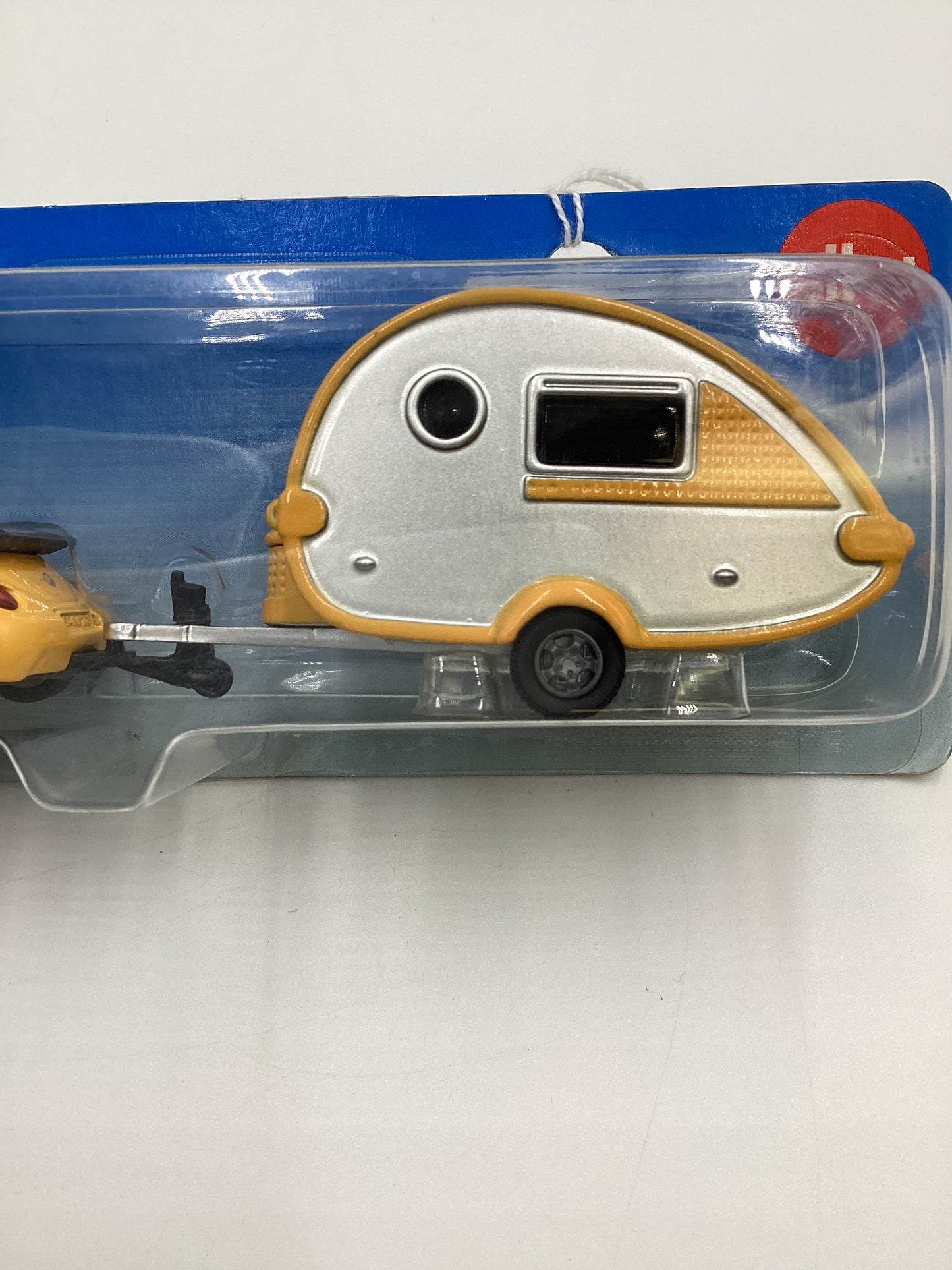 Siku #1629 Car with Caravan Yellow VW Beetle SR