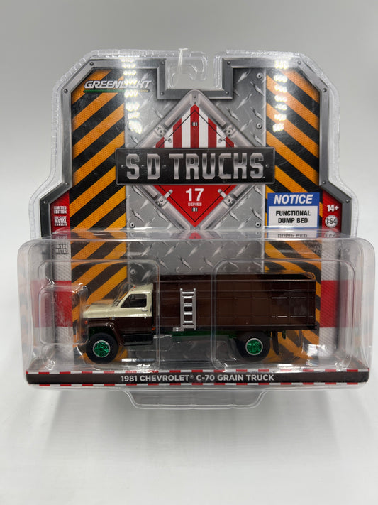Greenlight SD Trucks Series 17 CHASE 1981 Chevrolet C-70 Grain Truck