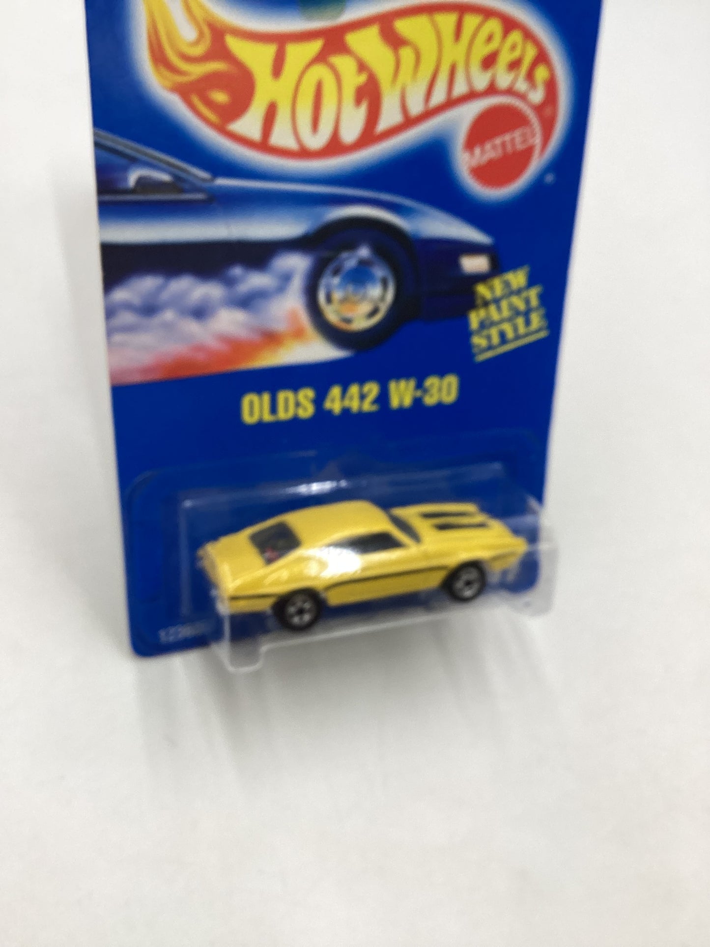 Hot Wheels Blue Card Collector No. 267 Olds 442 W-30 Yellow BW Wheels 239G