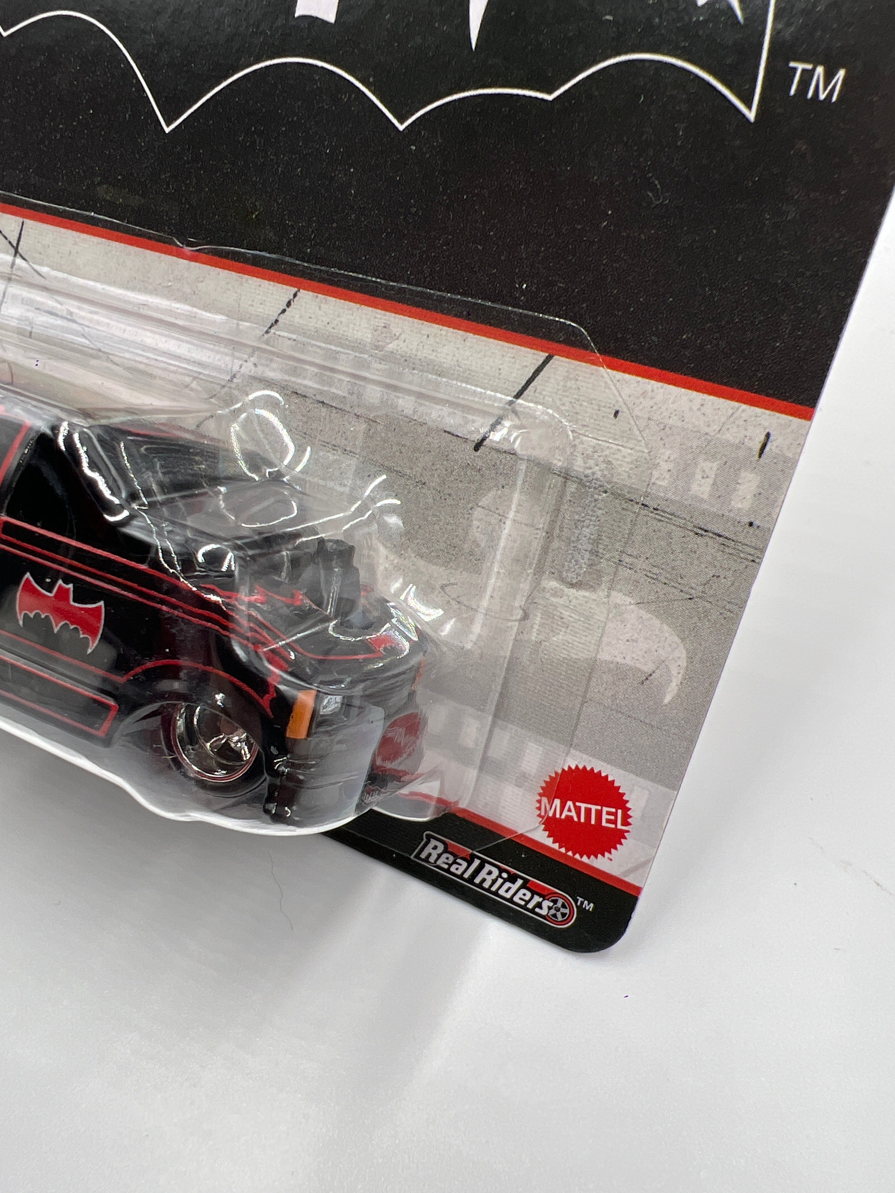 2024 Hot Wheels Gold Label Pop Culture Batman 1985 Chevy Astro Van