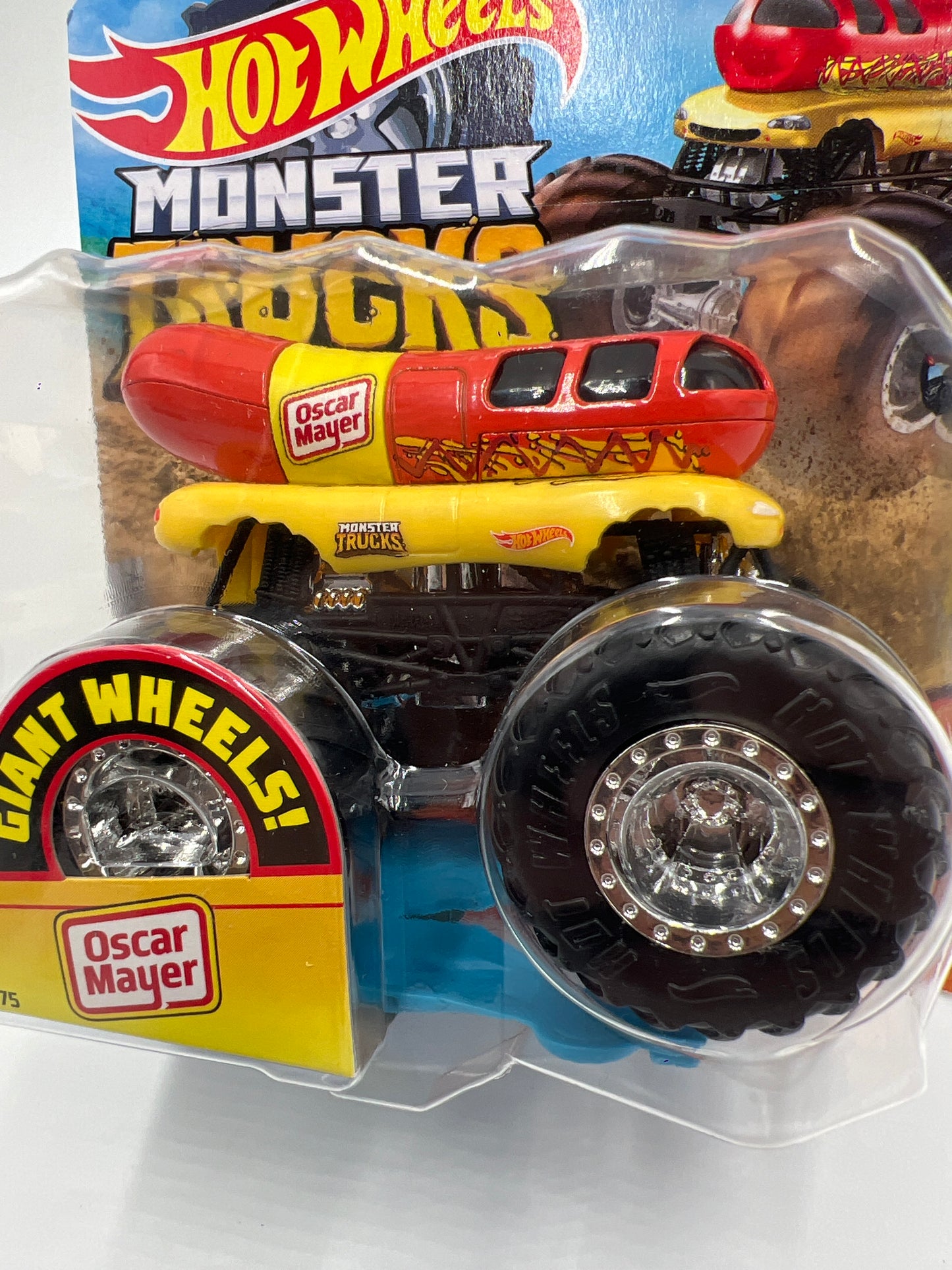 2020 Hot Wheels Monster Trucks Fast Foodie #42 Oscar Mayer Weinermobile 124B