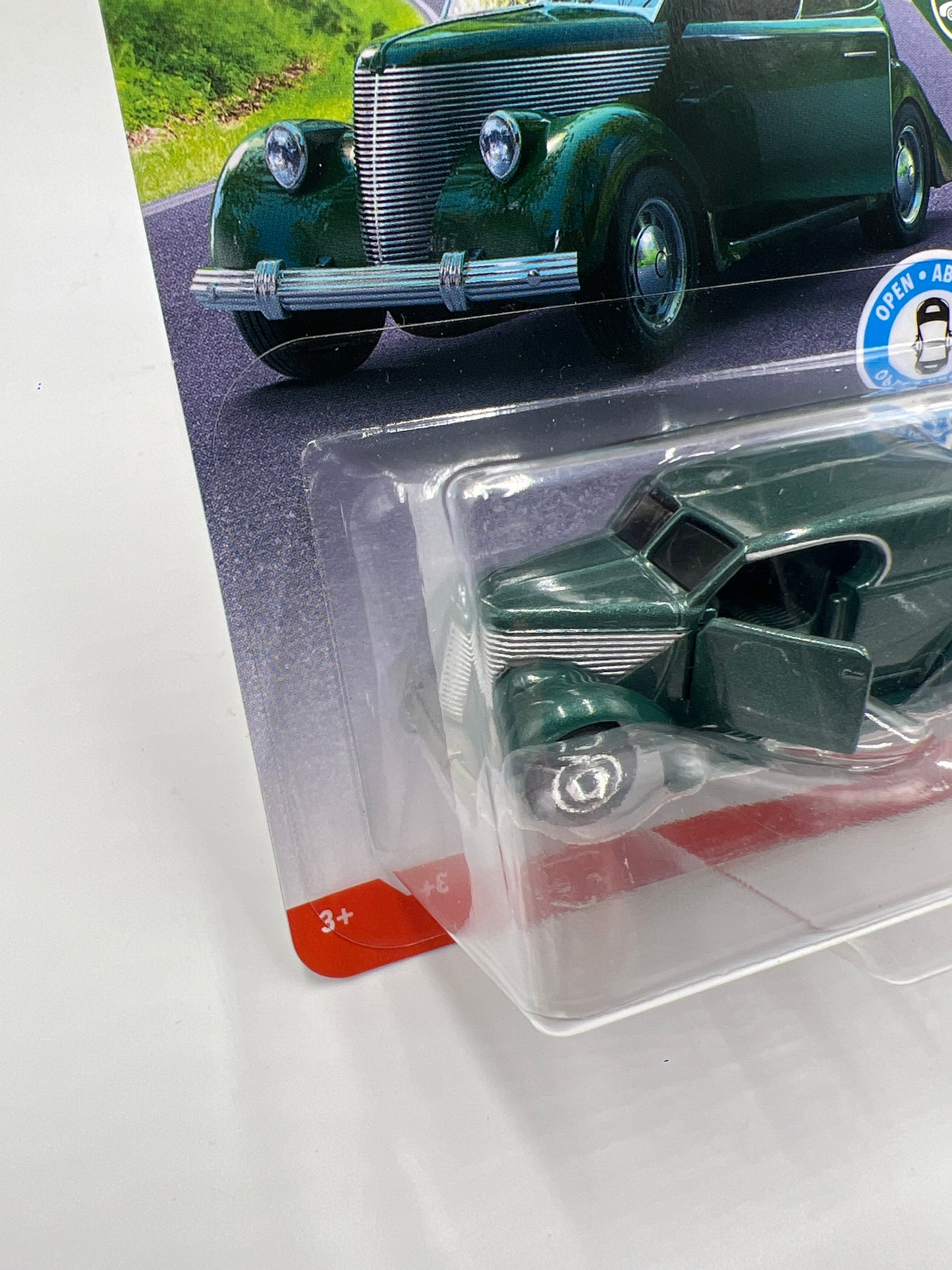 Matchbox Moving Parts MBX Road Trip 36 Ford Sedan Custom Green 168R