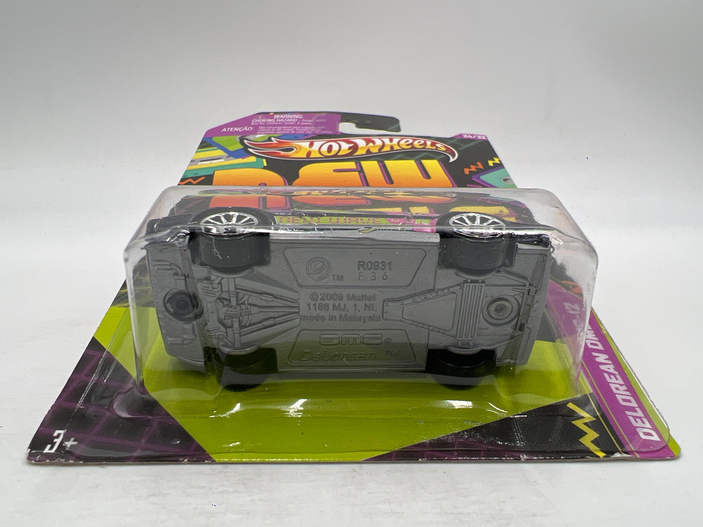 Hot Wheels Jukebox New Wave #24 DeLorean DMC-12 Black W/Protector