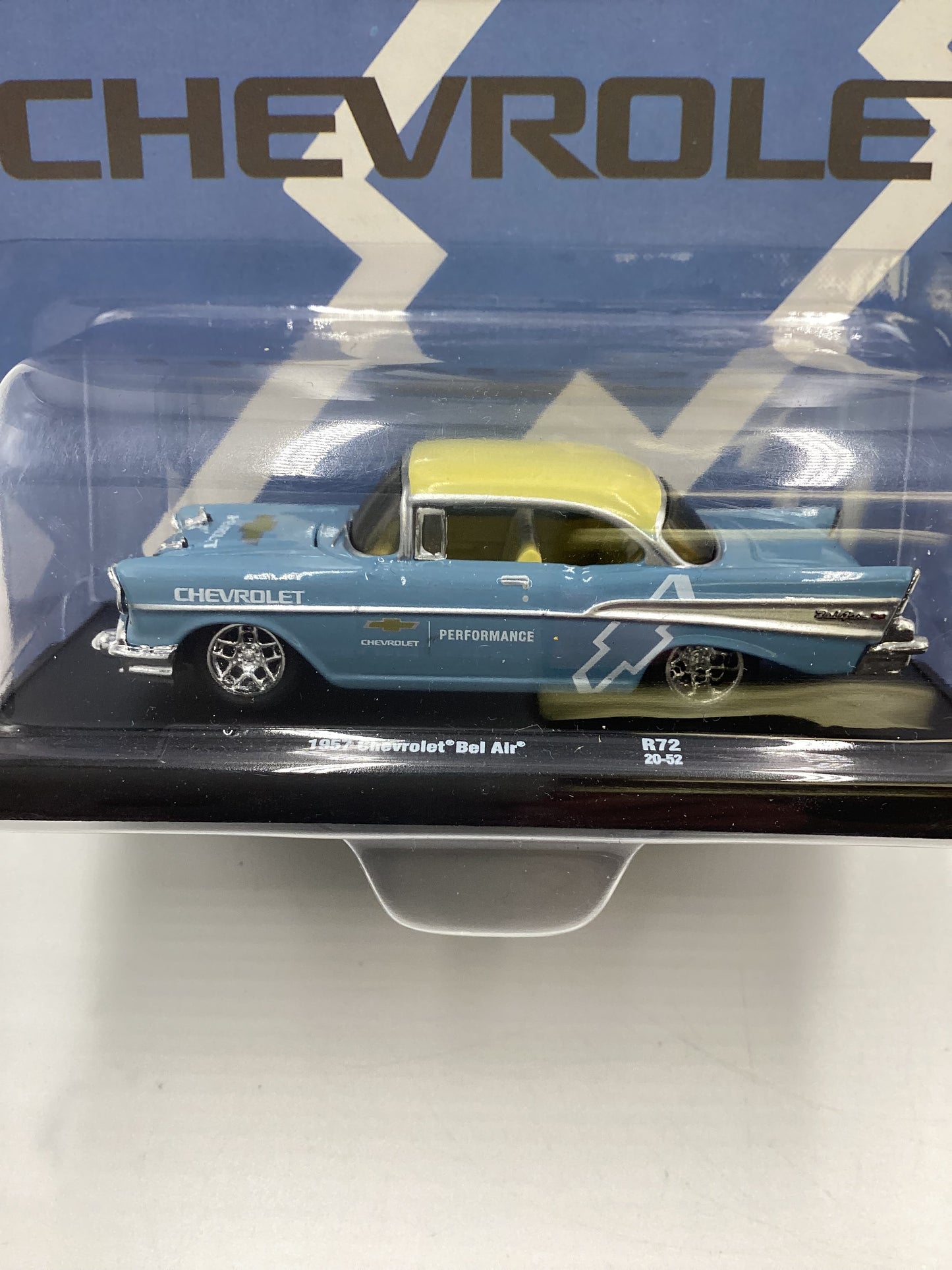 M2 Machine Auto Drivers Chevrolet 1957 Chevrolet Bel Air Light Blue R72 191C