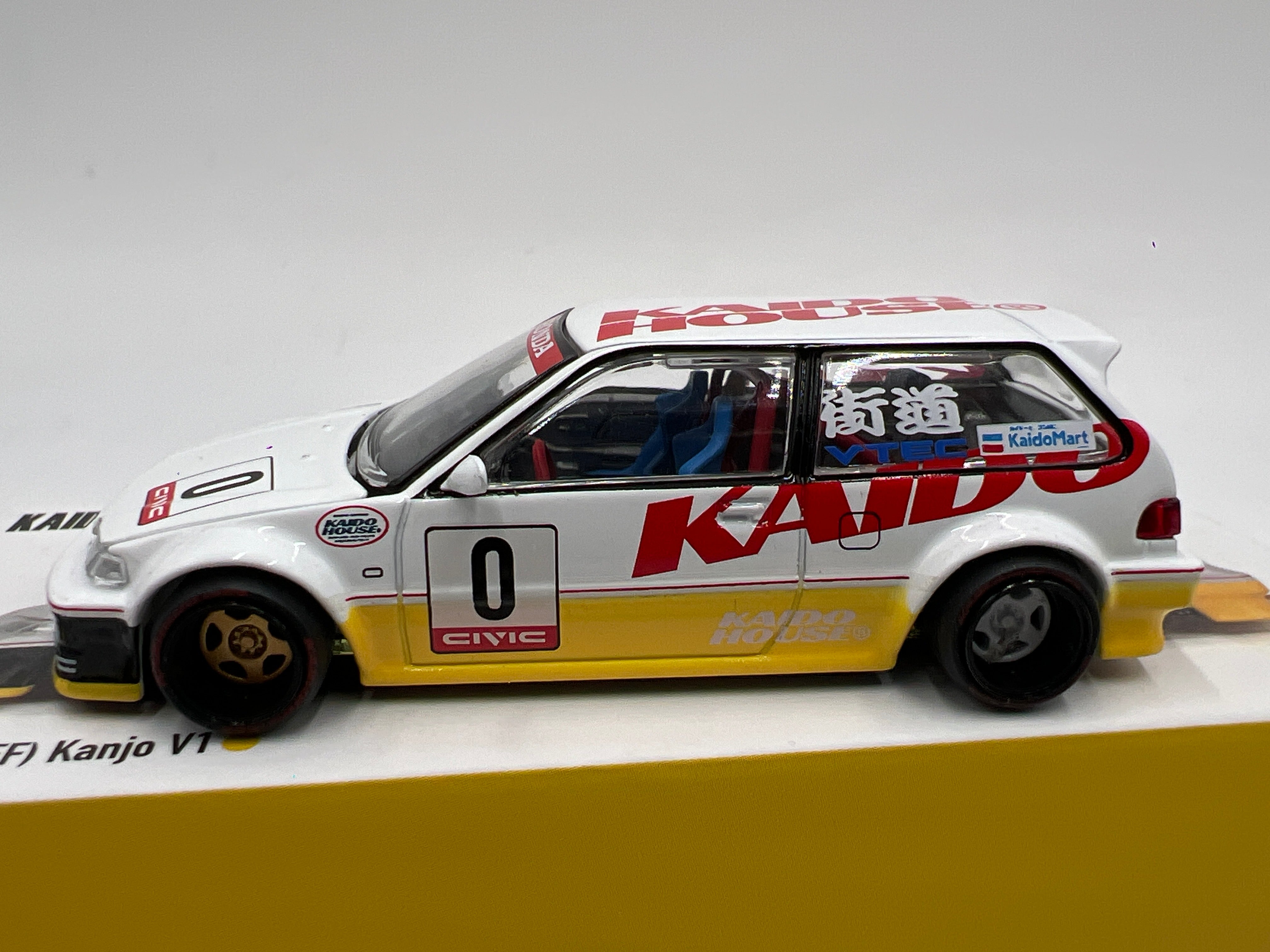 Mini GT Kaido House #139 Honda Civic EF Kanjo V1 White/Yellow