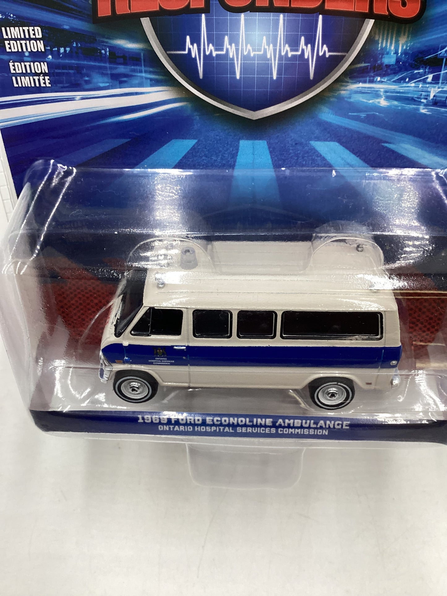 Greenlight First Responders Series 1 1969 Ford Econoline Ambulance Ontario Hospital Services Commission 176H