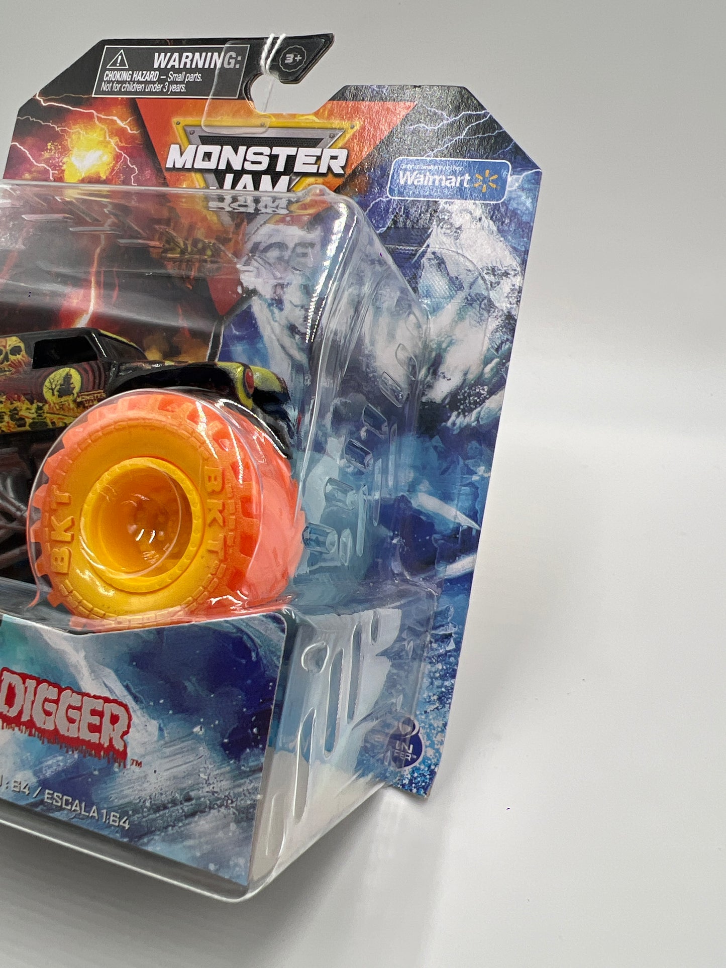 Monster Jam Fire & Ice Walmart Exclusive Grave Digger
