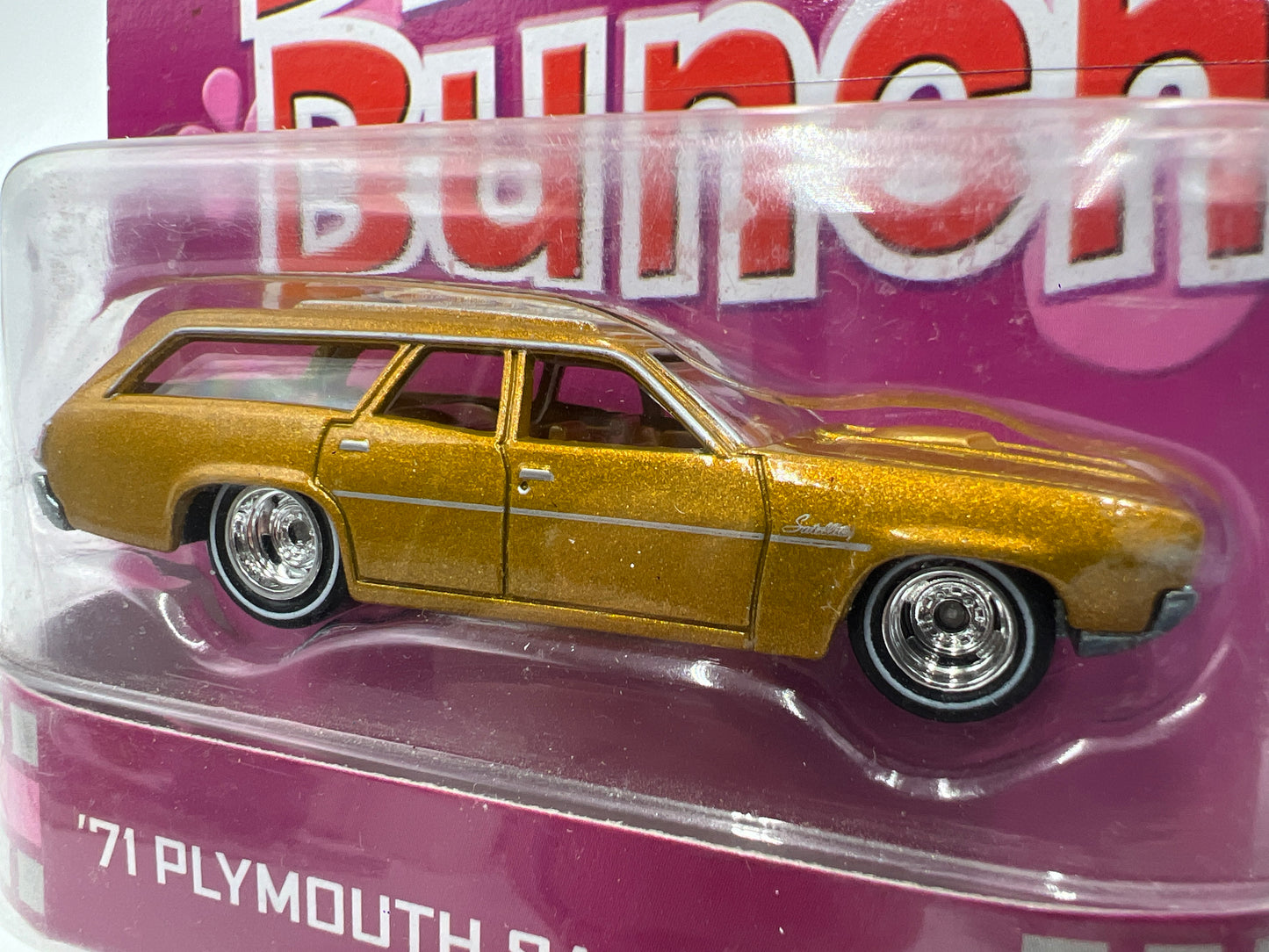 Hot Wheels Retro Entertainment The Brady Bunch 71 Plymouth Satellite Gold Card Not Perfect 241B