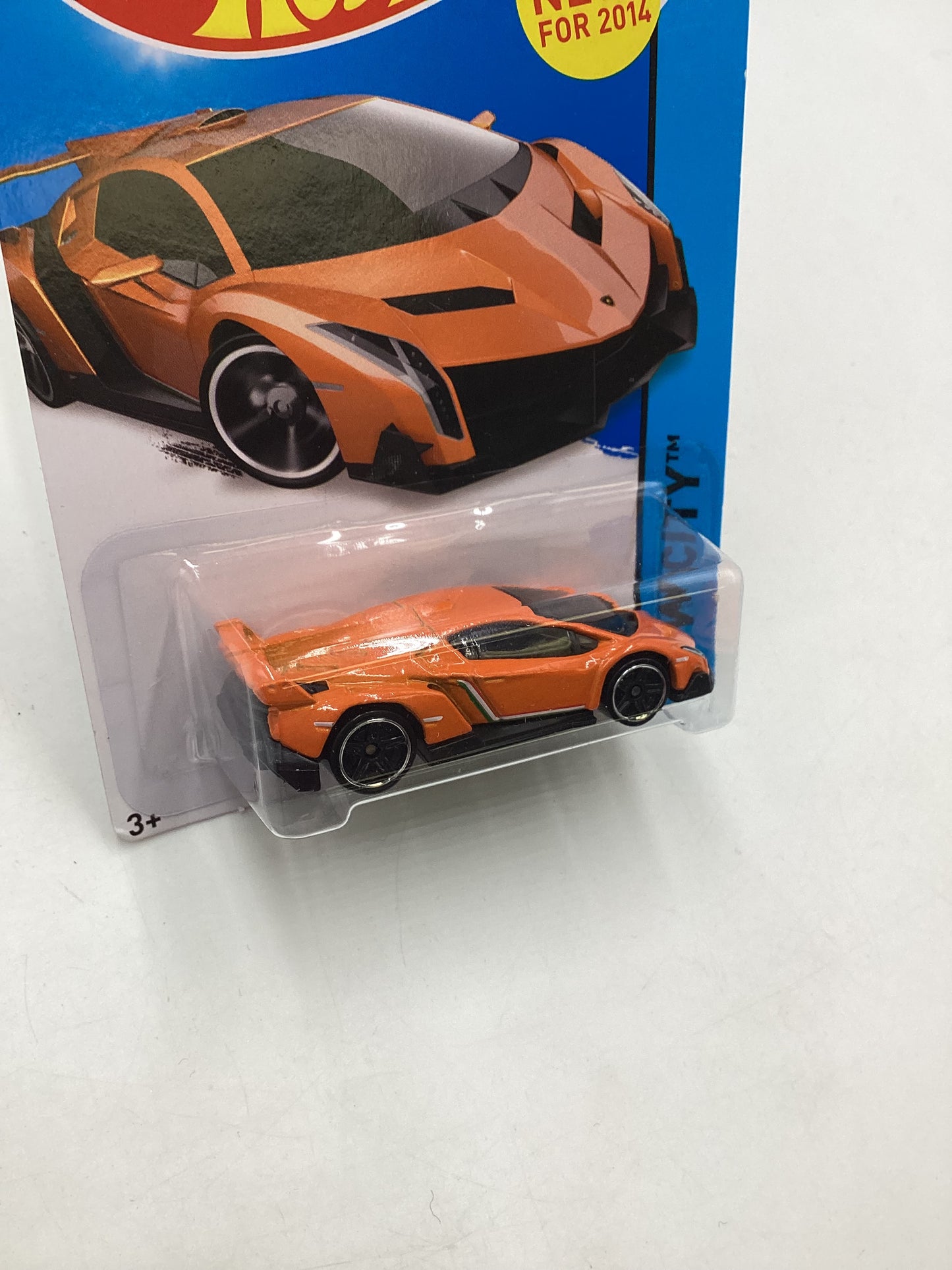 2014 Hot Wheels #37 Lamborghini Veneno Orange 101B