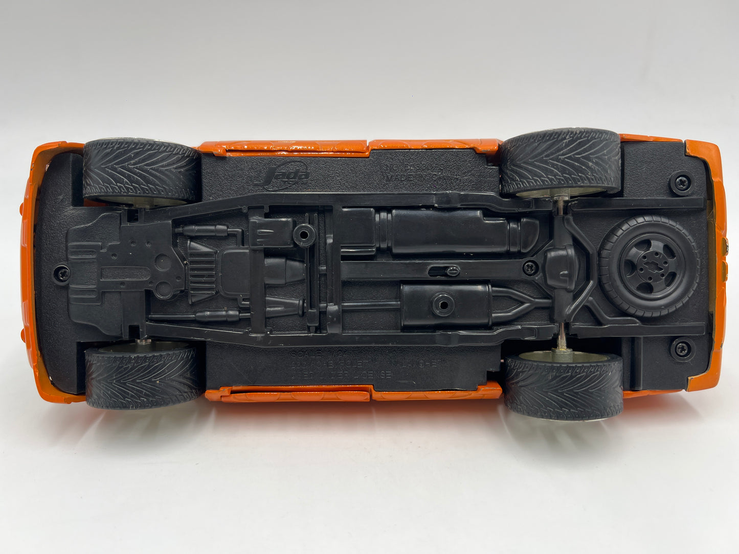 Jada 1/24 Scale Dub City 2001 Chevrolet Avalanche Orange Loose