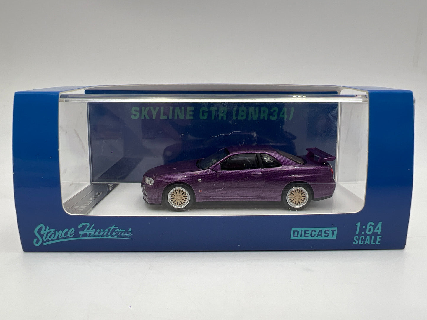 Stance Hunters 1/64 #302/499 Nissan Skyline GT-R BNR34 V-Spec II Full Carbon Purple