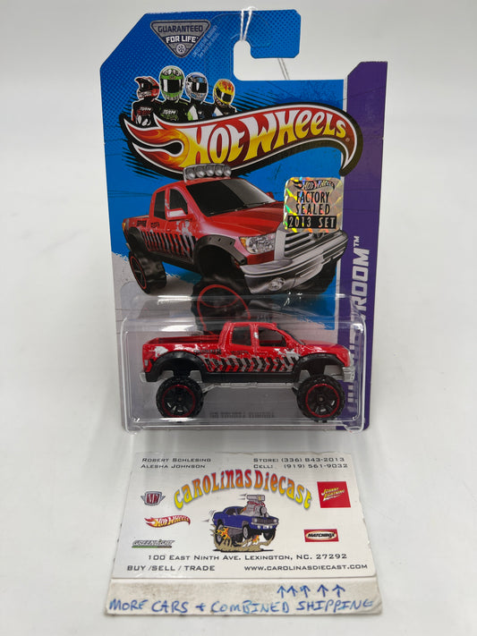 2013 Hot Wheels Showroom #167 10 Toyota Tundra Red Factory Sealed 93B