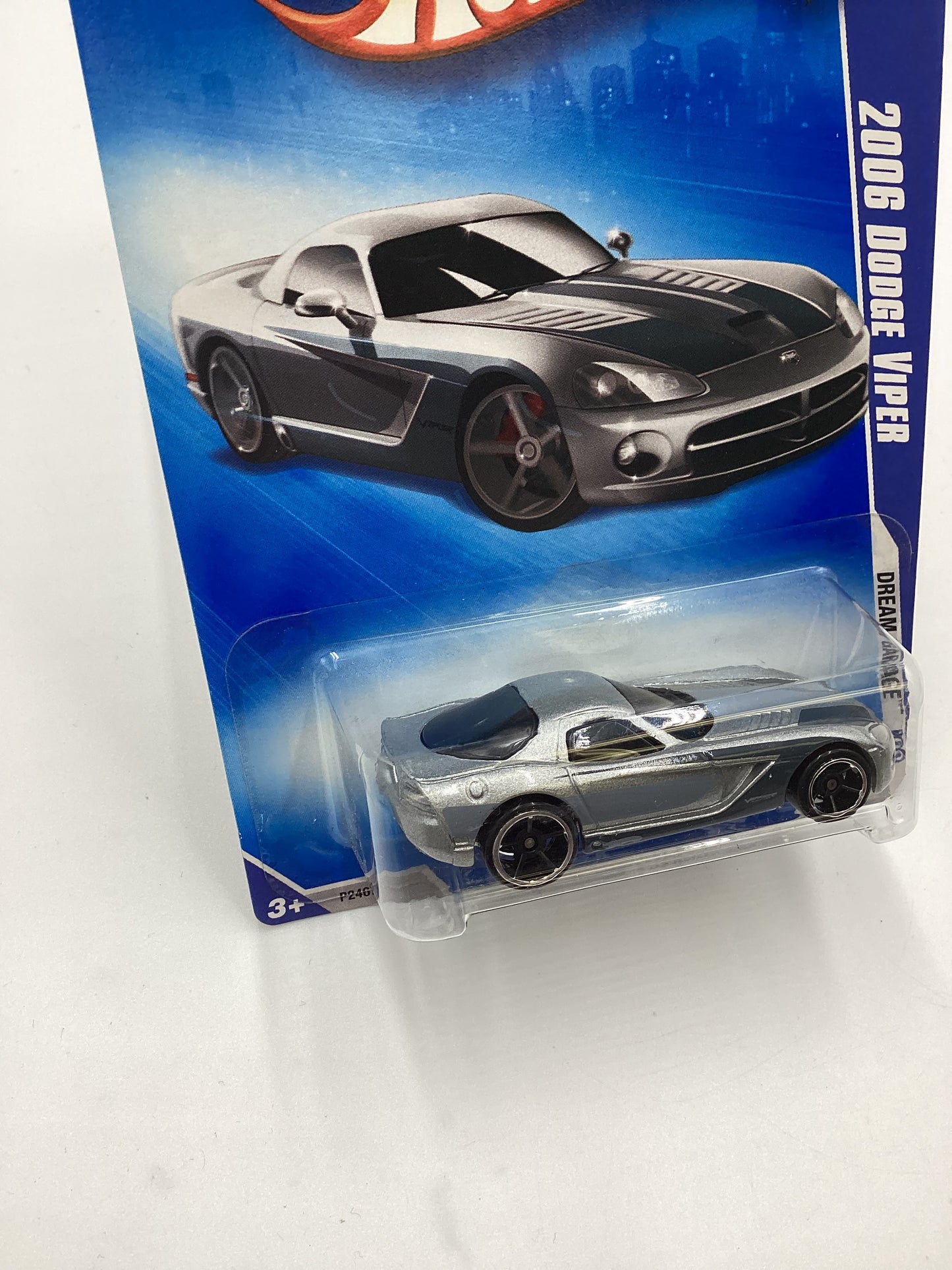 2009 Hot Wheels #147 2006 Dodge Viper Silver 39C