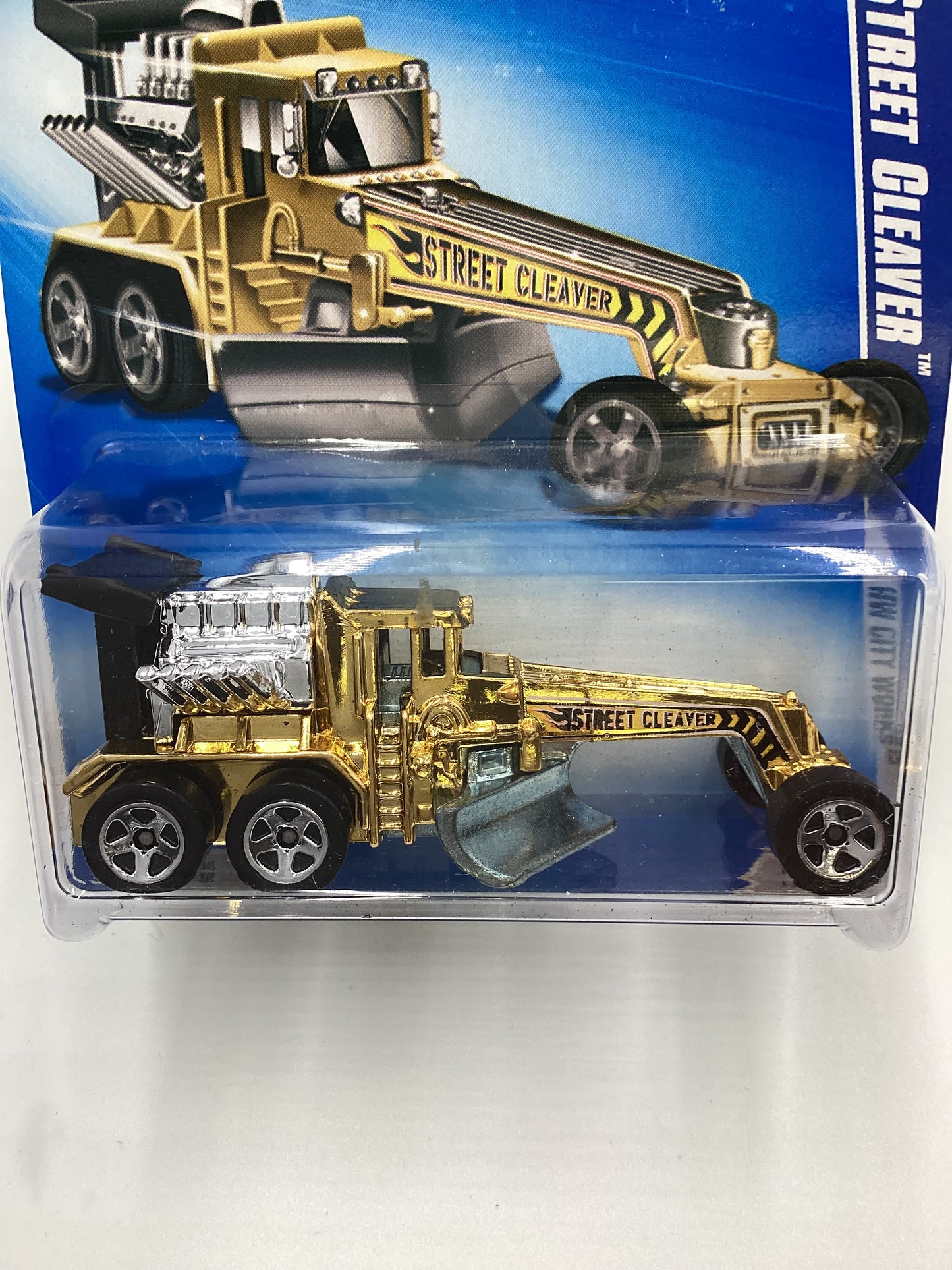 2009 Hot wheels #116 Street Cleaver Gold HH4