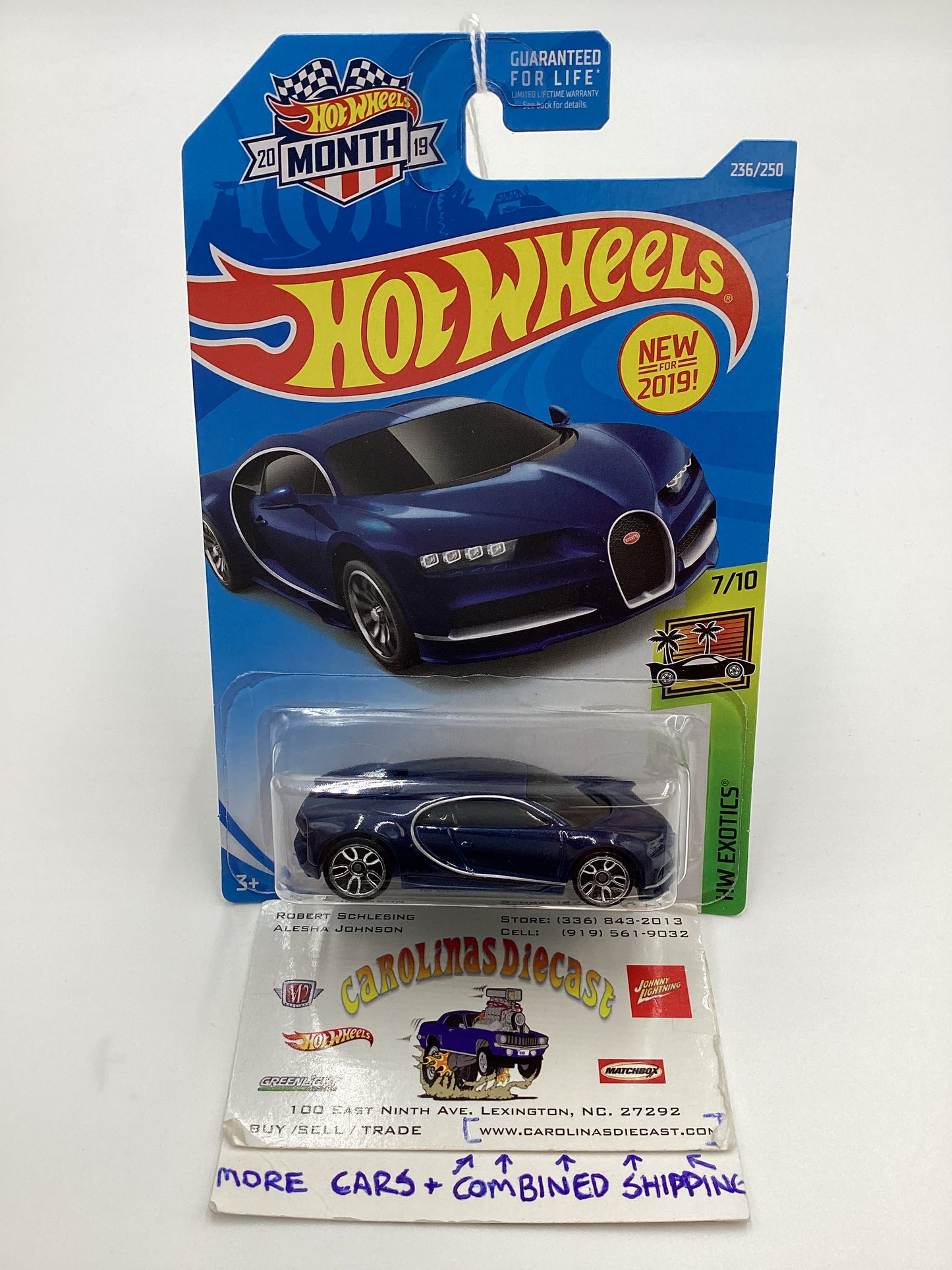 2019 Hot Wheels #236 16 Bugatti Chiron Blue Exclusive Month Card 104A