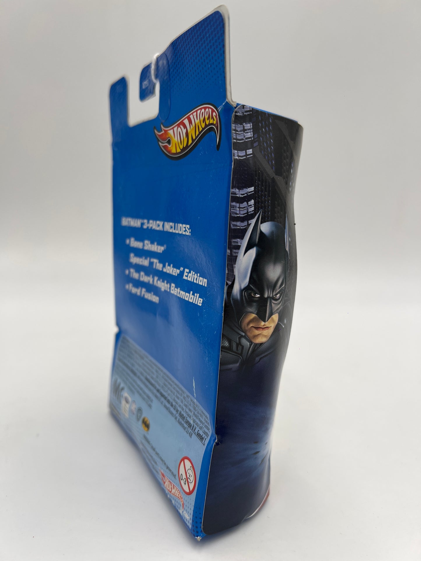 Hot Wheels 3 Pack Batman The Dark Knight Bone Shaker/Ford Fusion/Batmobile Card Not Perfect SR