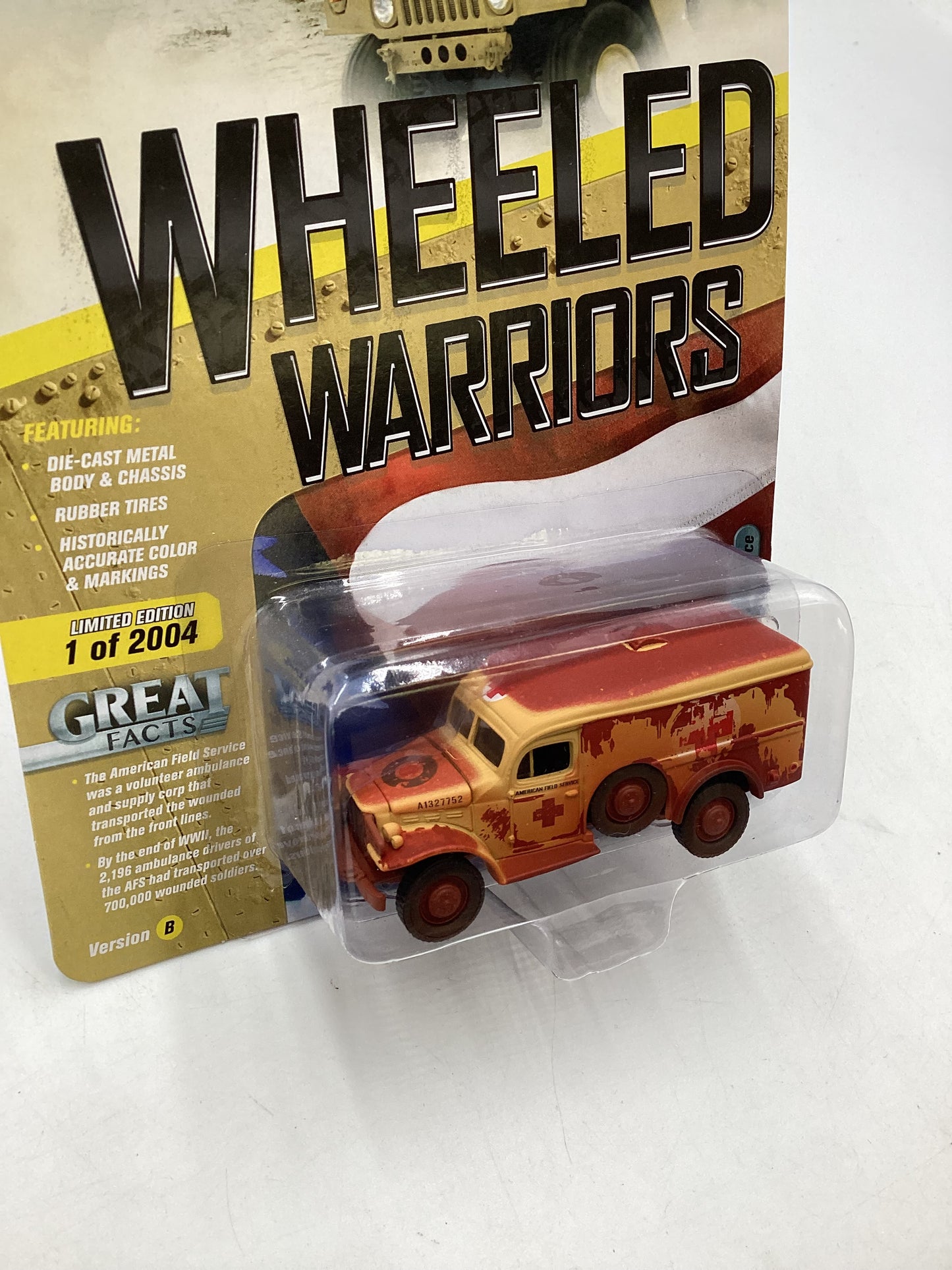 Johnny Lightning Wheeled Warriors WWII Dodge WC54 Ambulance 219B