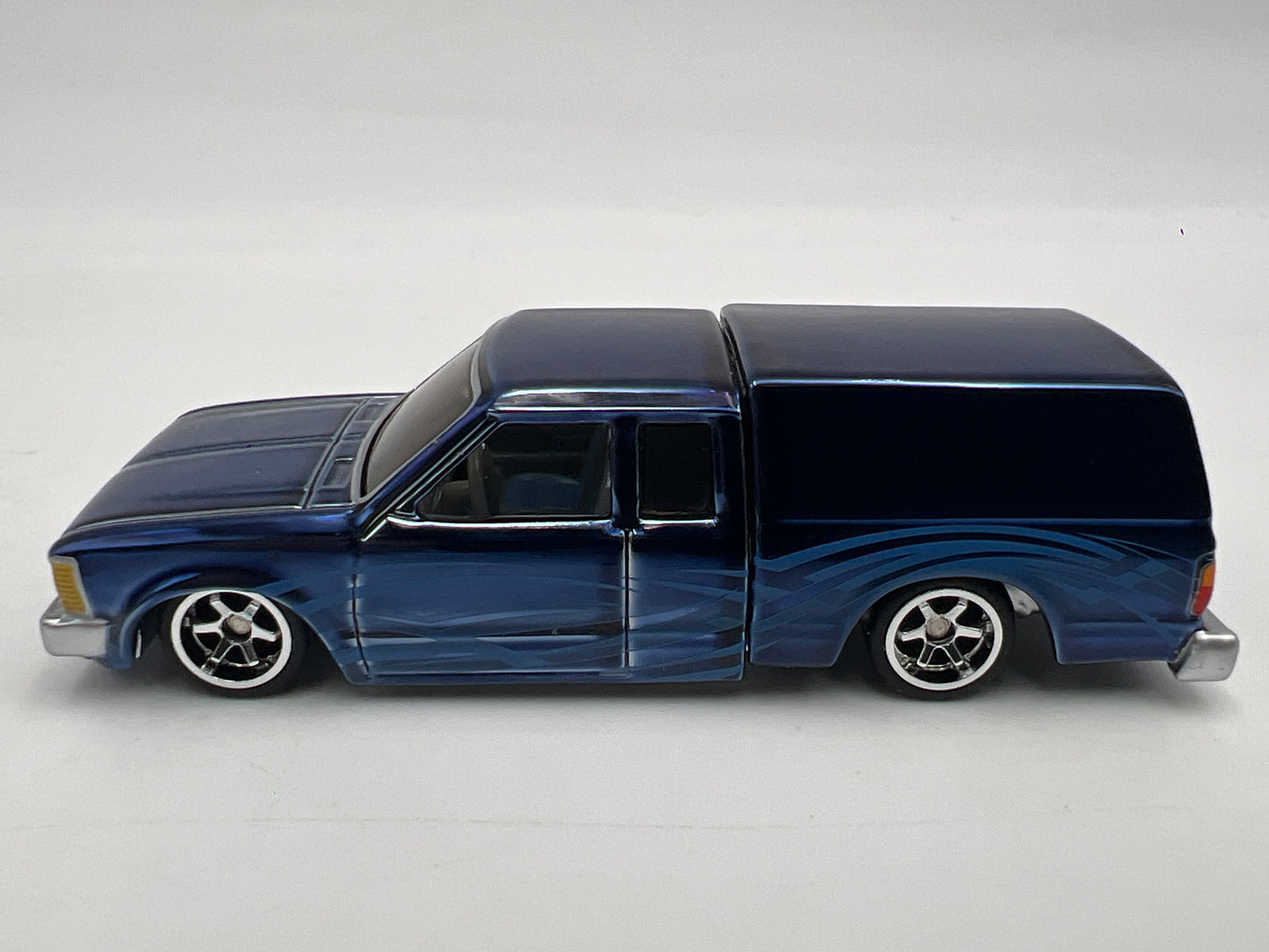 2026 Hot Wheels RLC 1986 Nissan 720 King Cab Blue